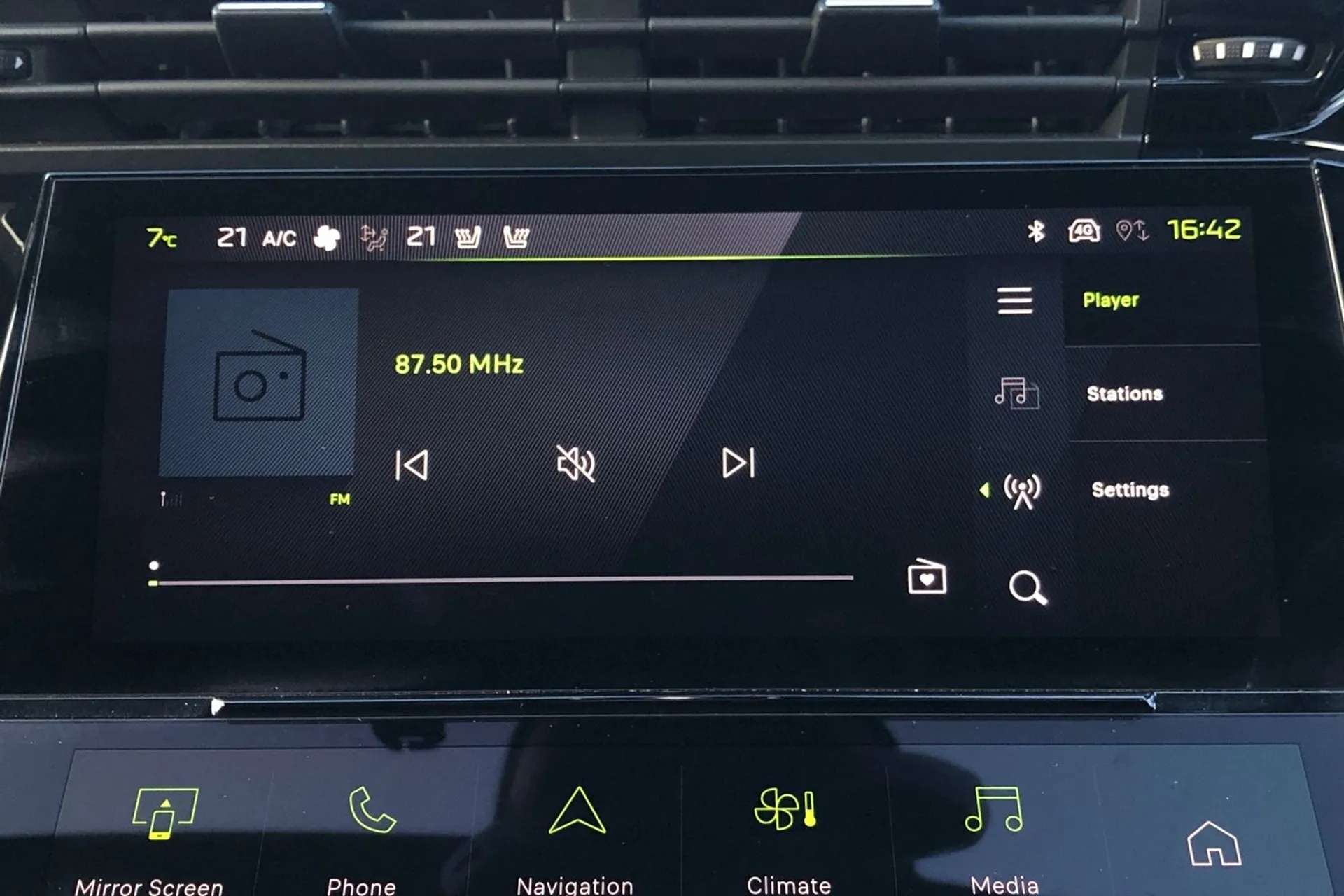 2023 PEUGEOT 408 2023 PEUGEOT 408