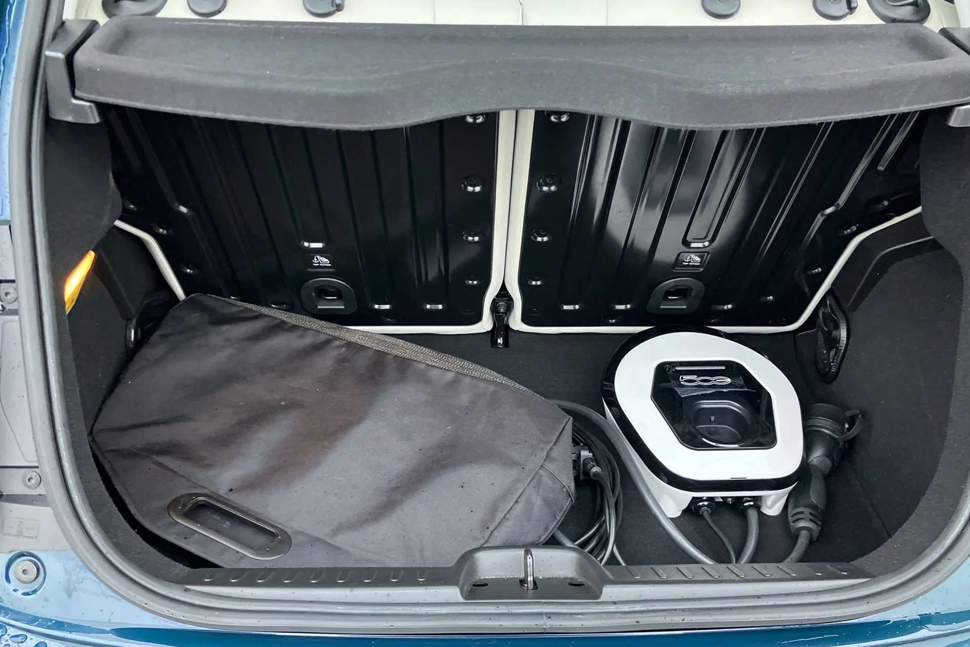 2021 FIAT 500 2021 FIAT 500