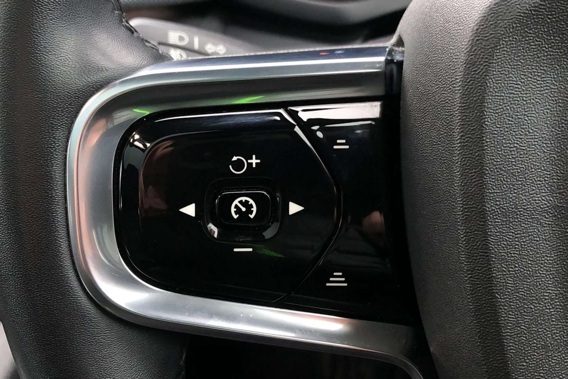 2022 POLESTAR 2 2022 POLESTAR 2