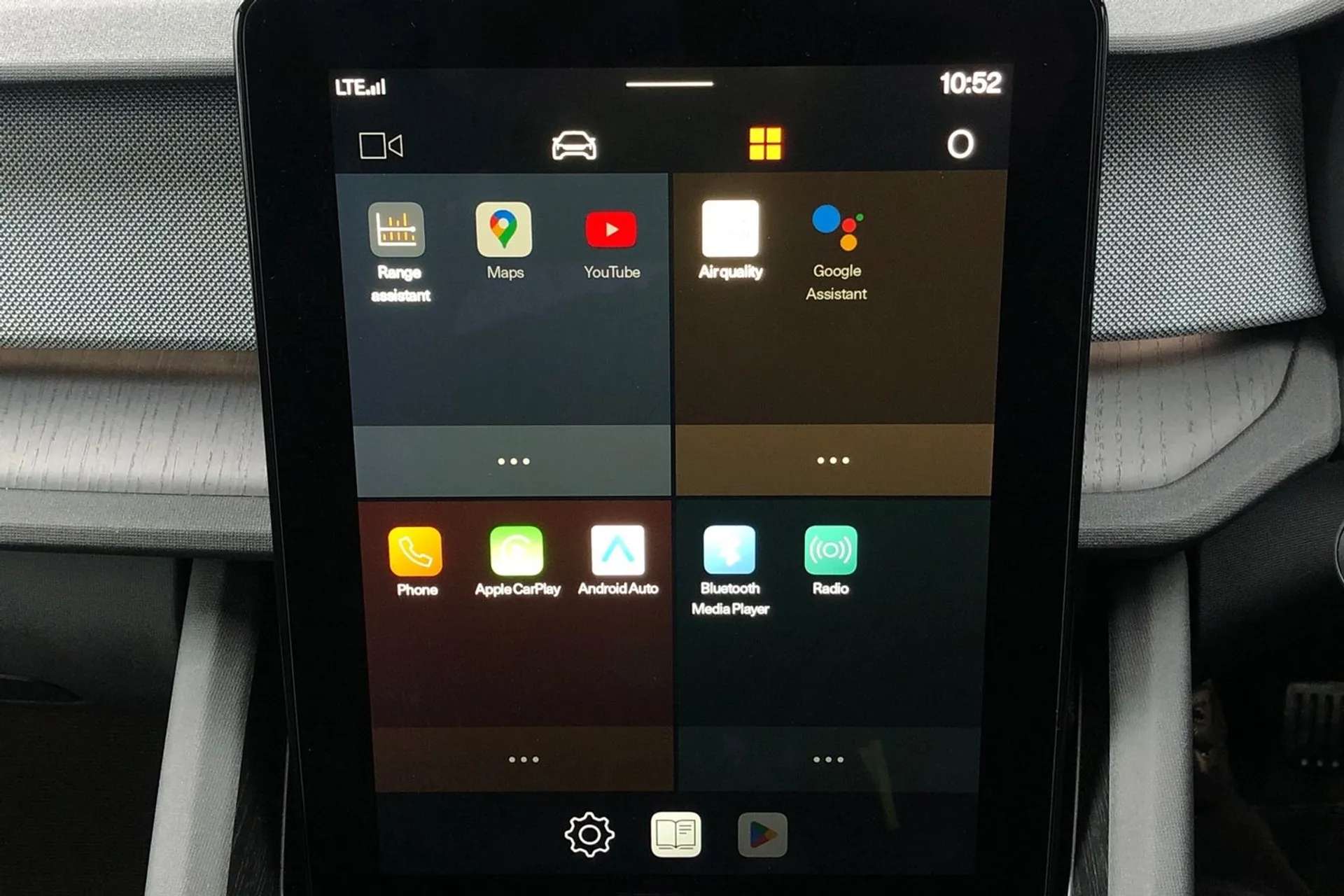 2022 POLESTAR 2 2022 POLESTAR 2