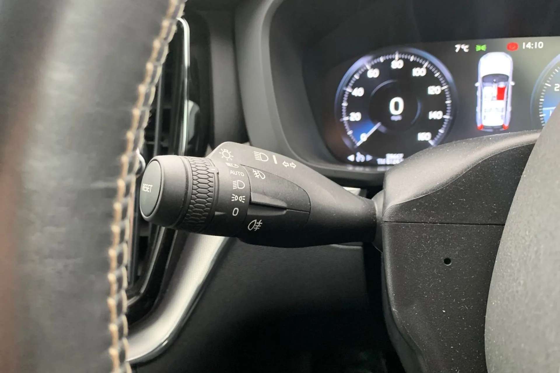 2020 VOLVO XC60 2020 VOLVO XC60