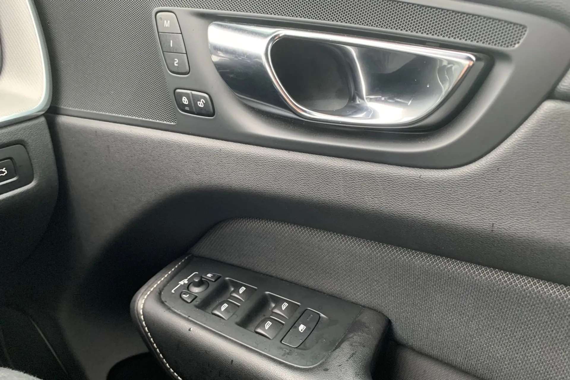 2020 VOLVO XC60 2020 VOLVO XC60