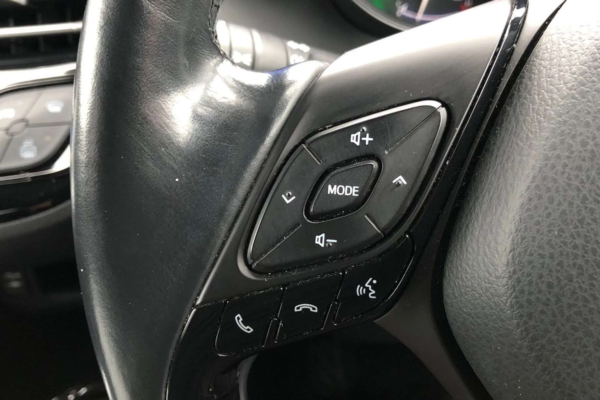 2018 TOYOTA C-HR 2018 TOYOTA C-HR