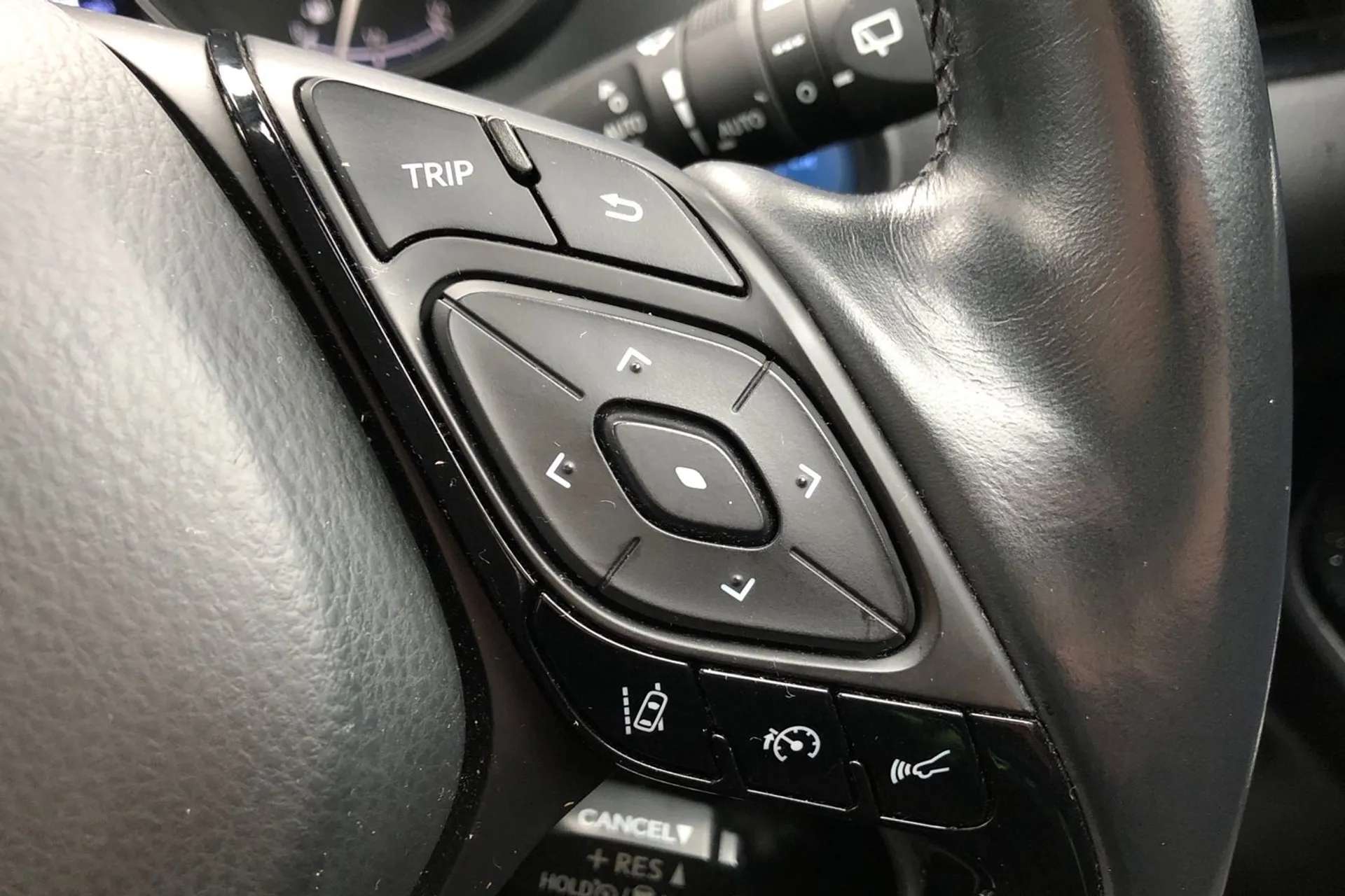 2018 TOYOTA C-HR 2018 TOYOTA C-HR