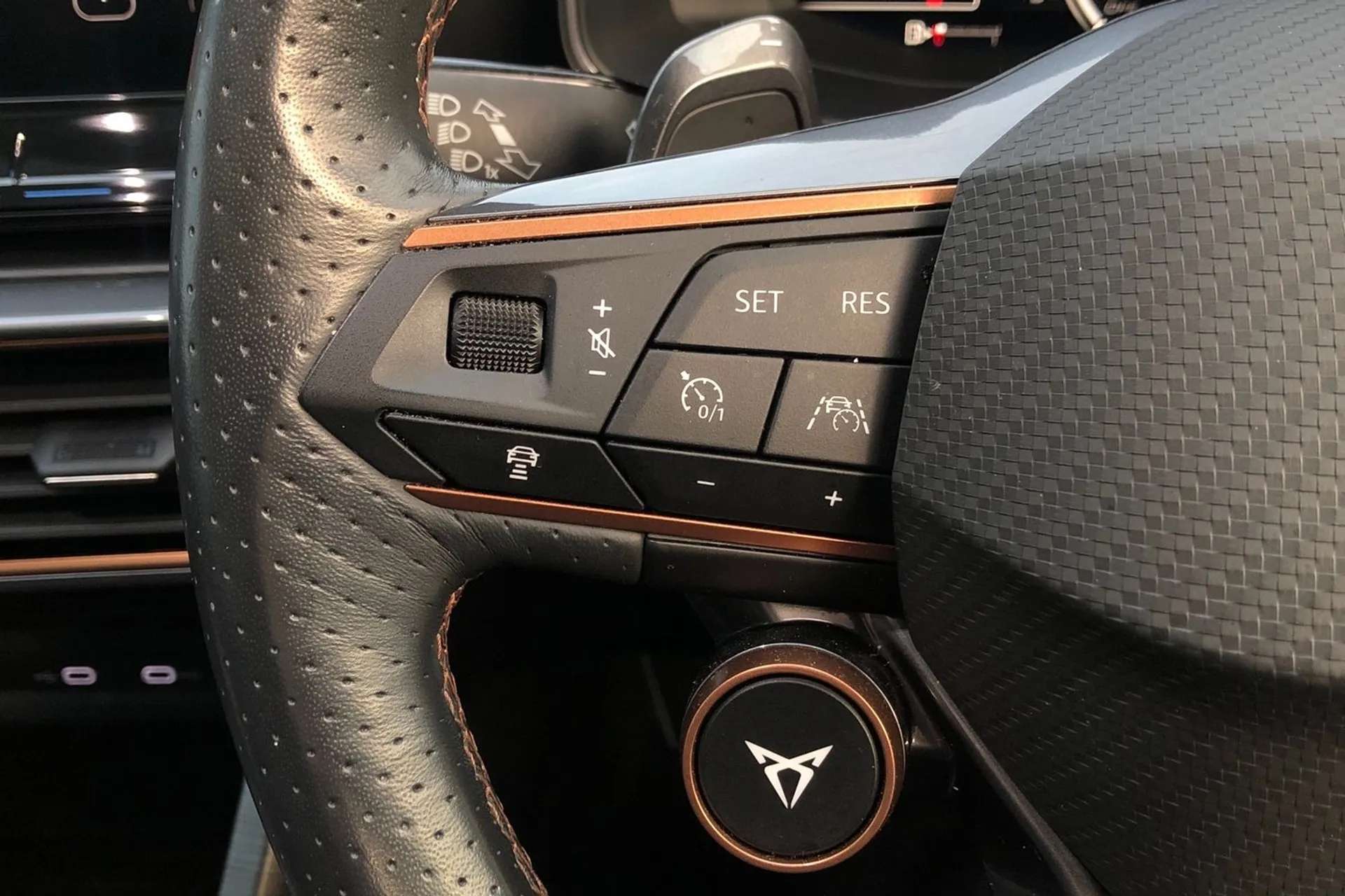 2022 CUPRA FORMENTOR 2022 CUPRA FORMENTOR