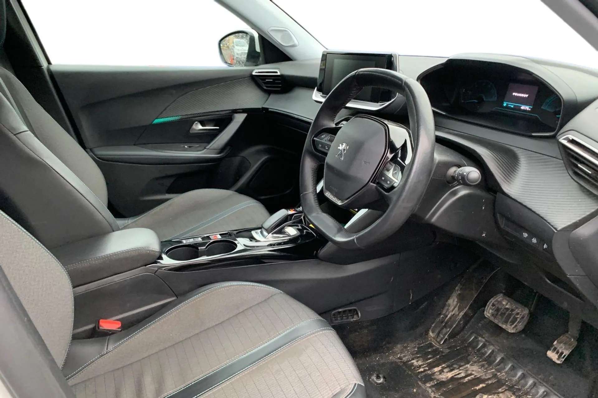 2021 PEUGEOT 2008 2021 PEUGEOT 2008