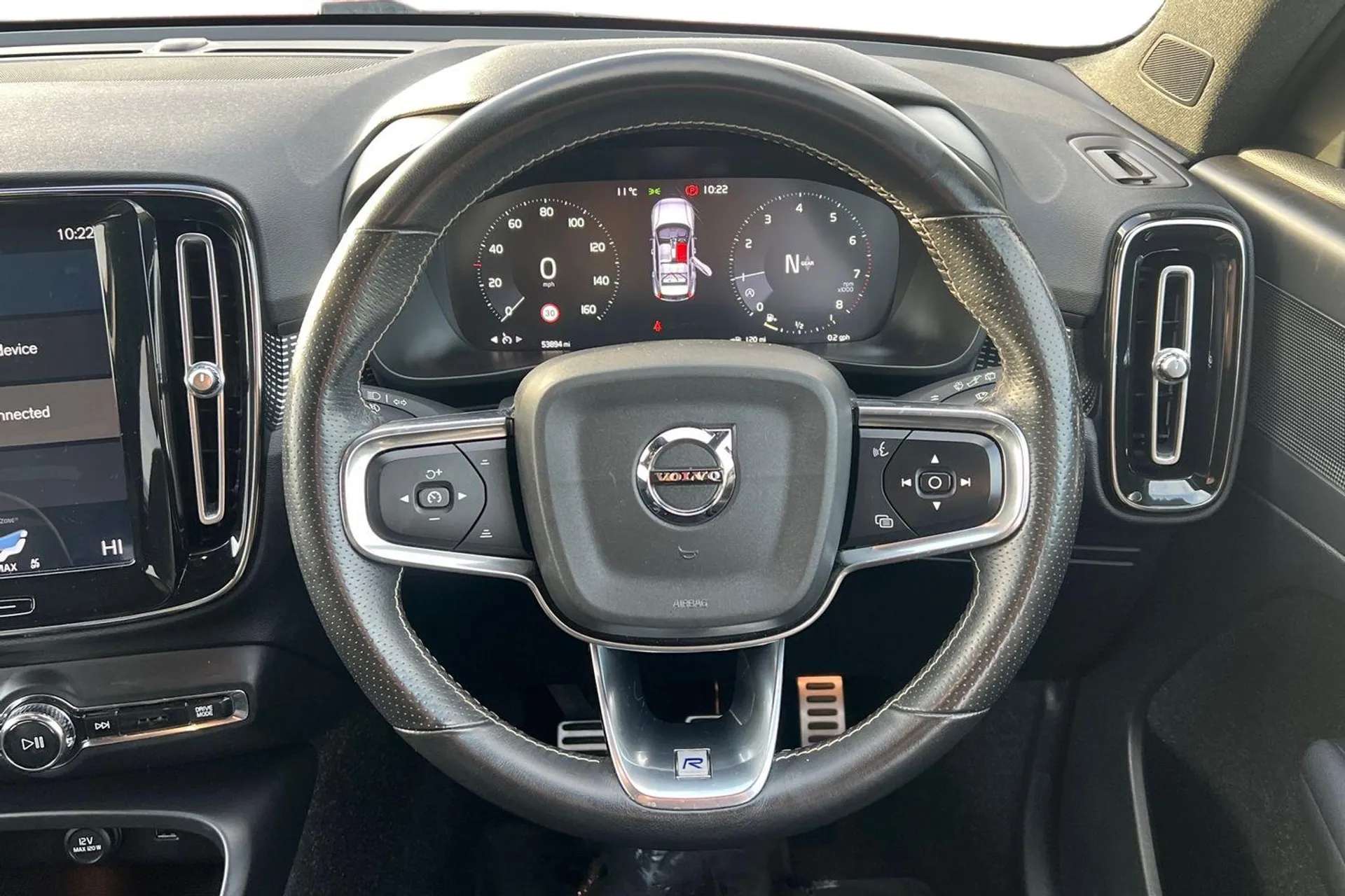 2020 VOLVO XC40 2020 VOLVO XC40