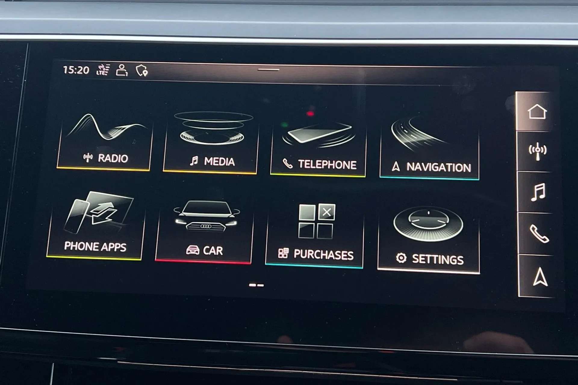 2020 AUDI E-TRON 2020 AUDI E-TRON