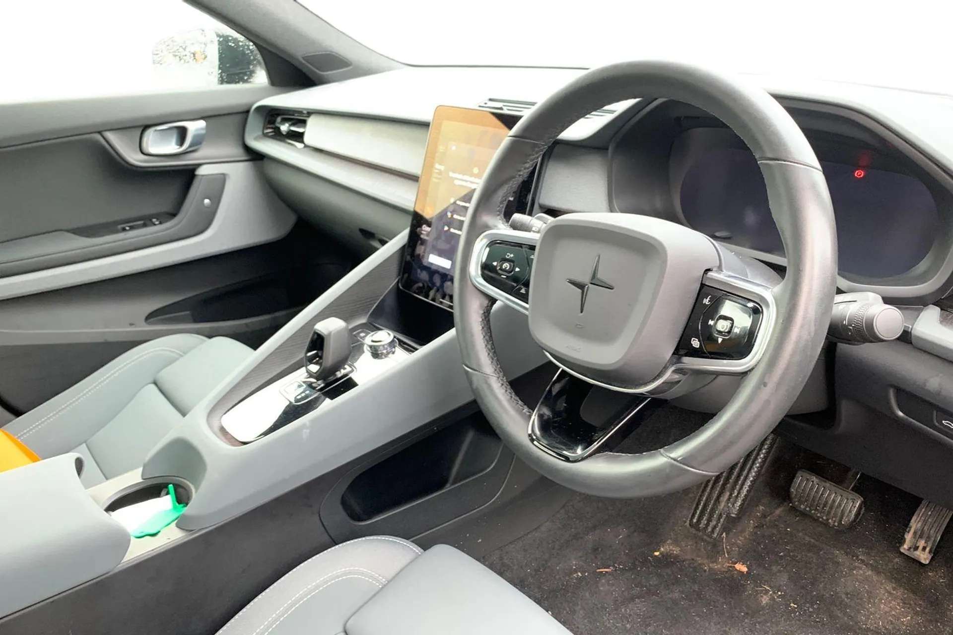 2022 POLESTAR 2 2022 POLESTAR 2