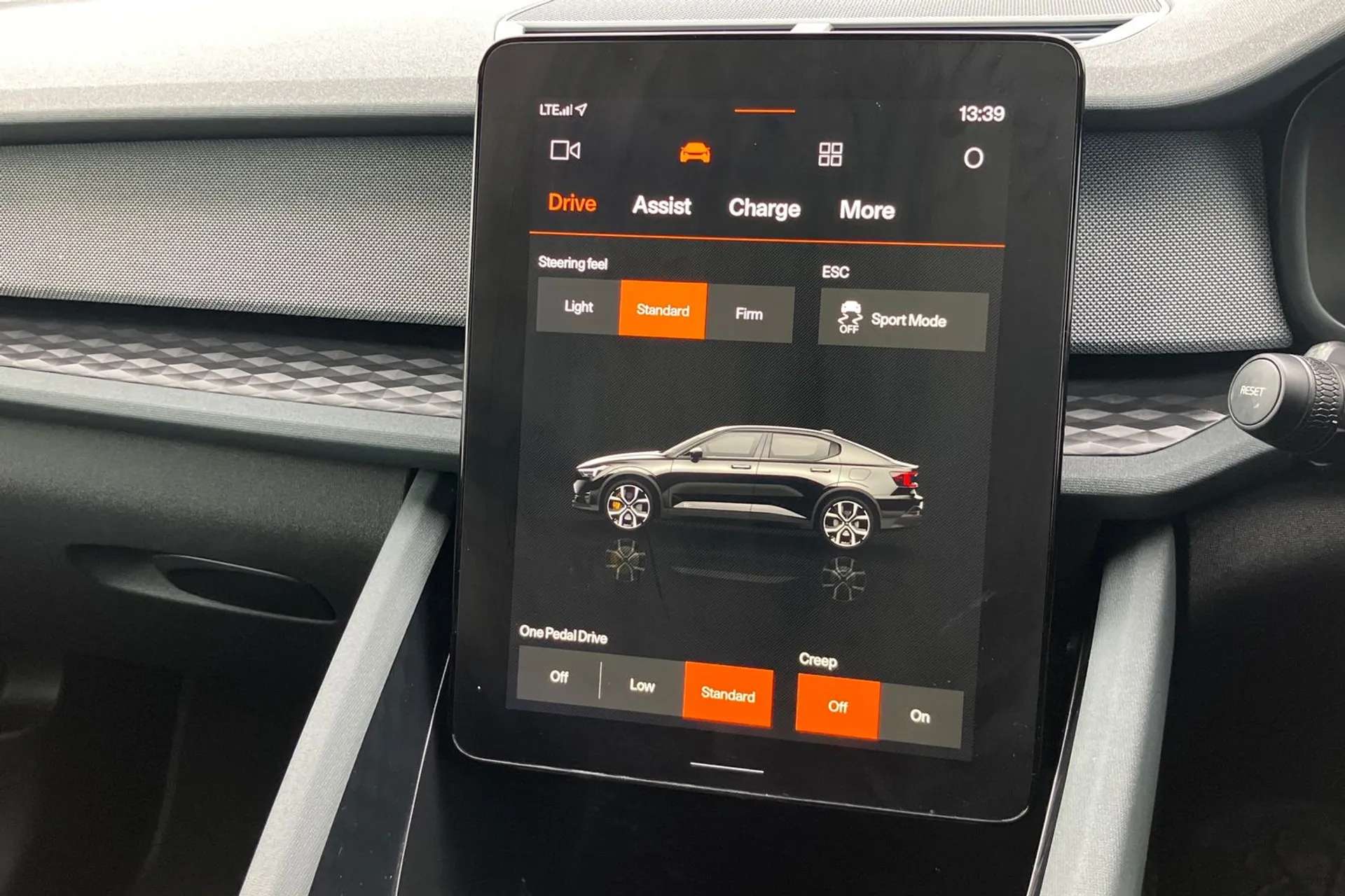 2023 POLESTAR 2 2023 POLESTAR 2