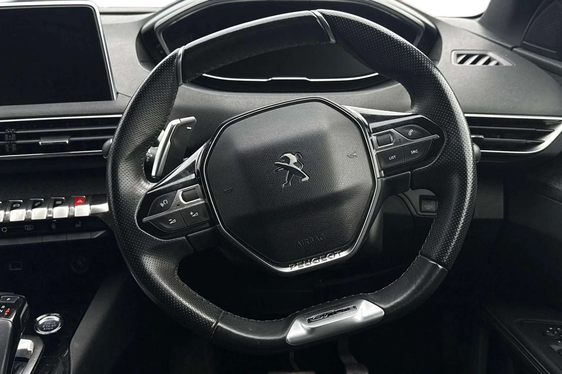 2018 PEUGEOT 5008 2018 PEUGEOT 5008
