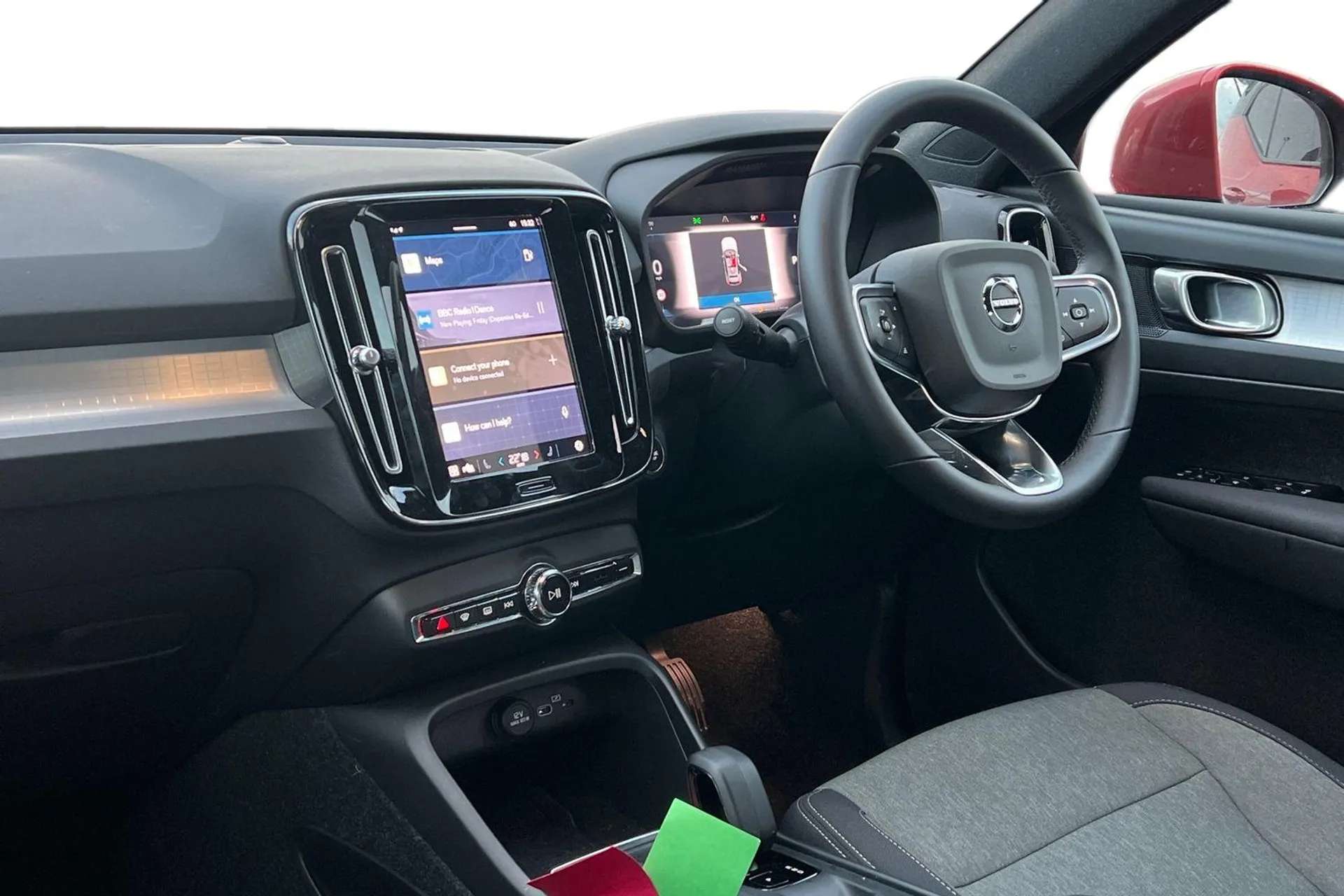 2022 VOLVO XC40 2022 VOLVO XC40