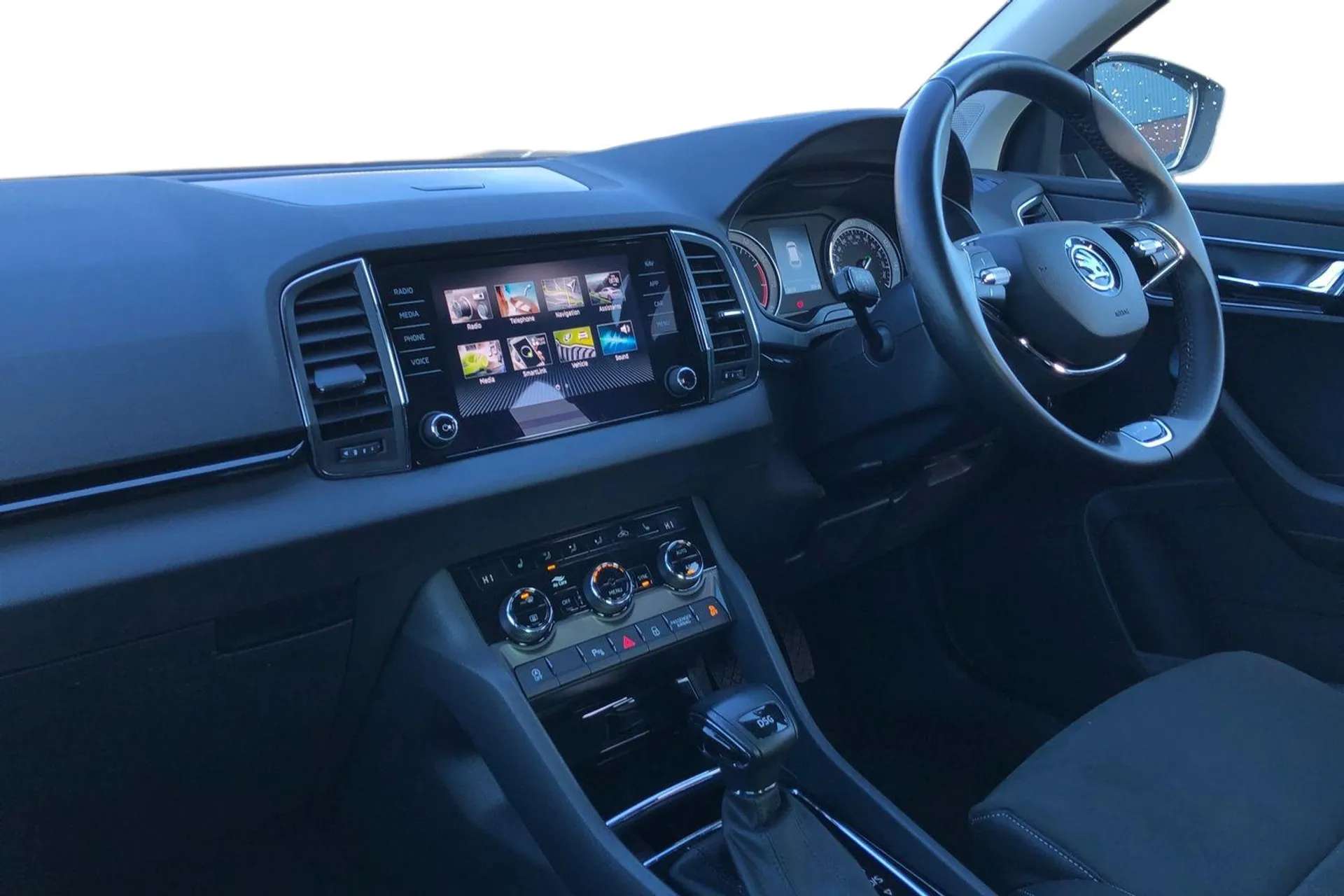 A 2021 SKODA KAROQ 1.5 TSI SE L 5dr DSG [Bluetooth includes music streaming, Day time running lights, Connections for USB A 2021 SKODA KAROQ 1.5 TSI SE L 5dr DSG [Bluetooth includes music streaming, Day time running lights, Connections for USB