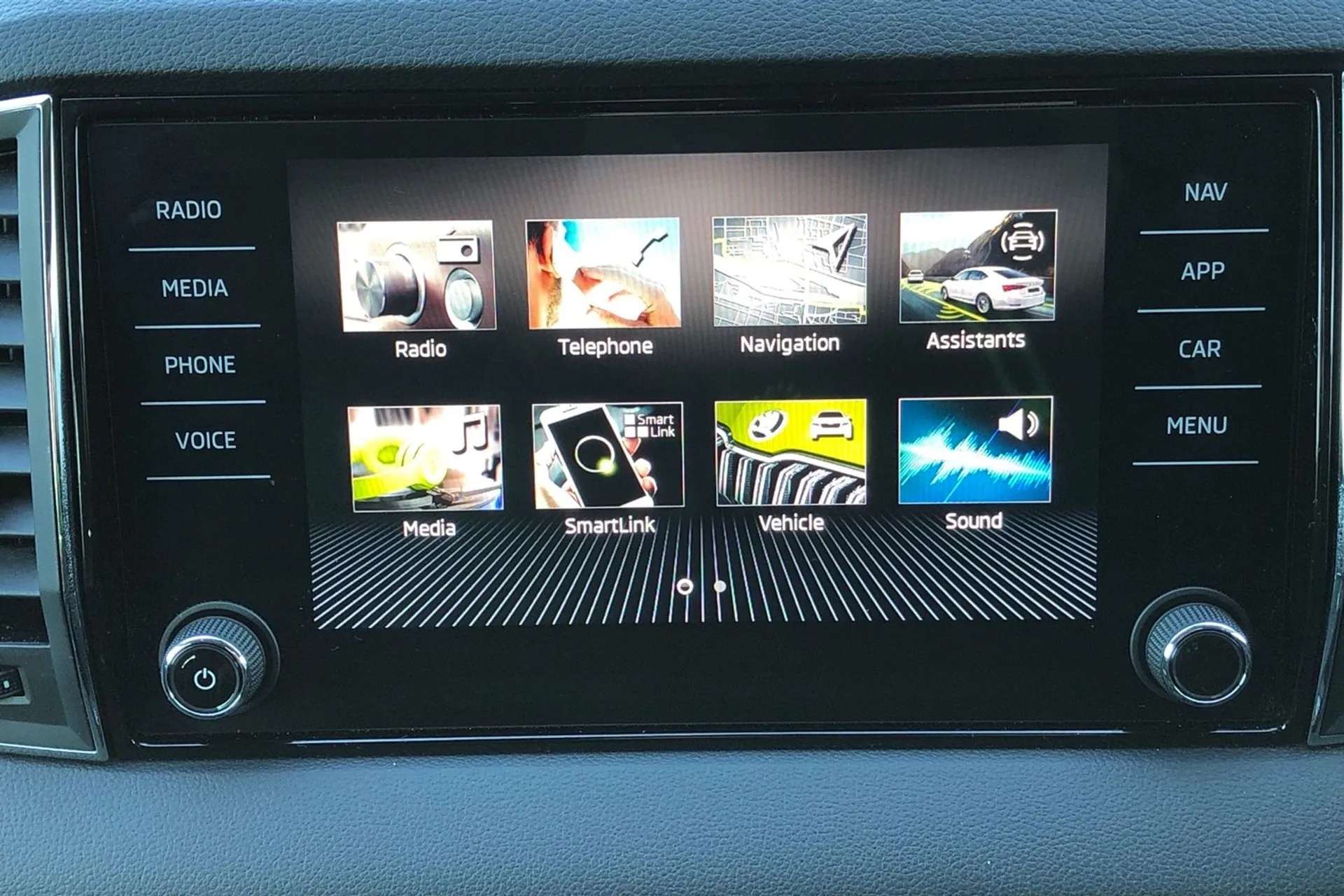 2021 SKODA KAROQ 2021 SKODA KAROQ