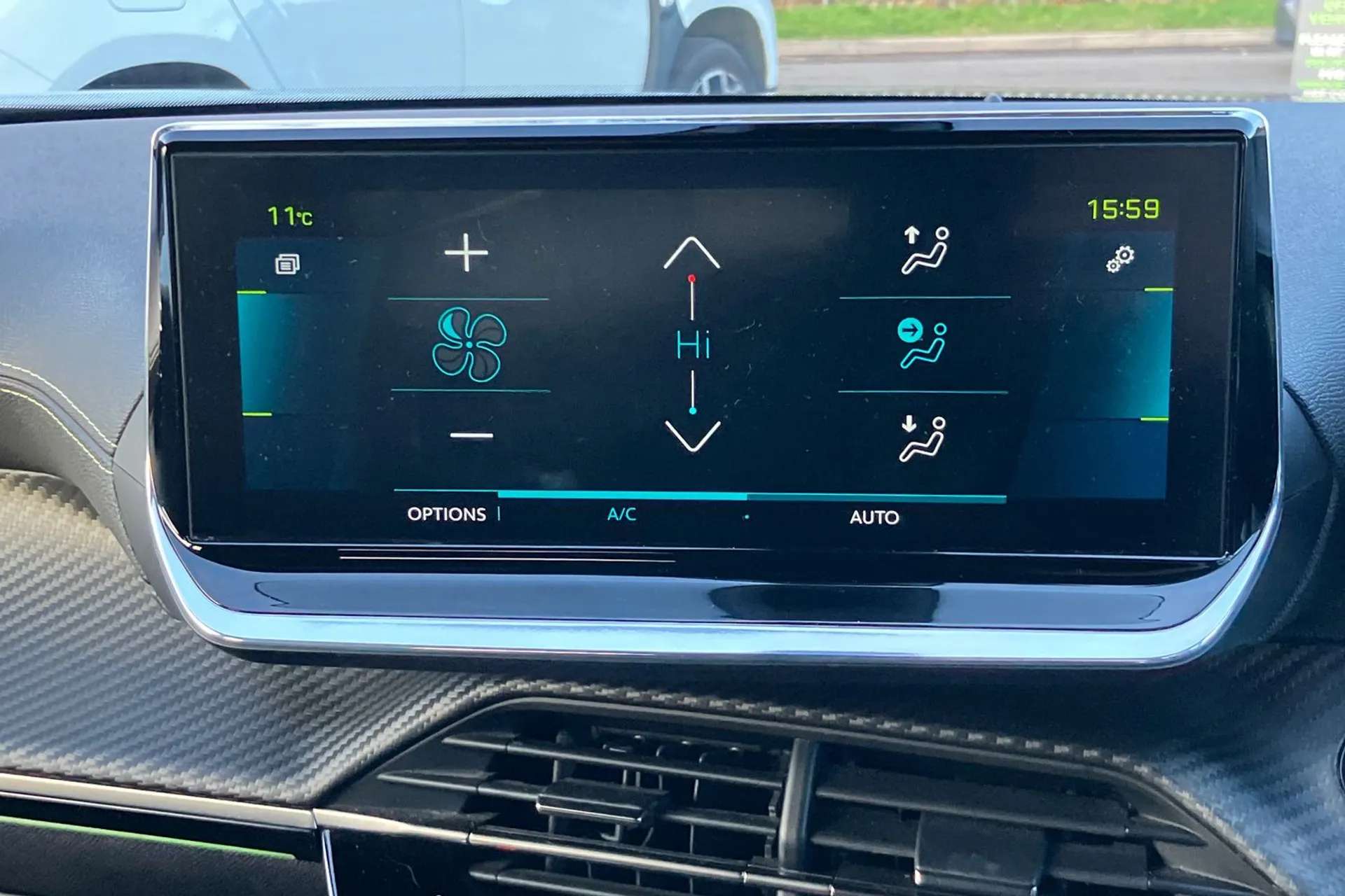 2021 PEUGEOT 2008 2021 PEUGEOT 2008