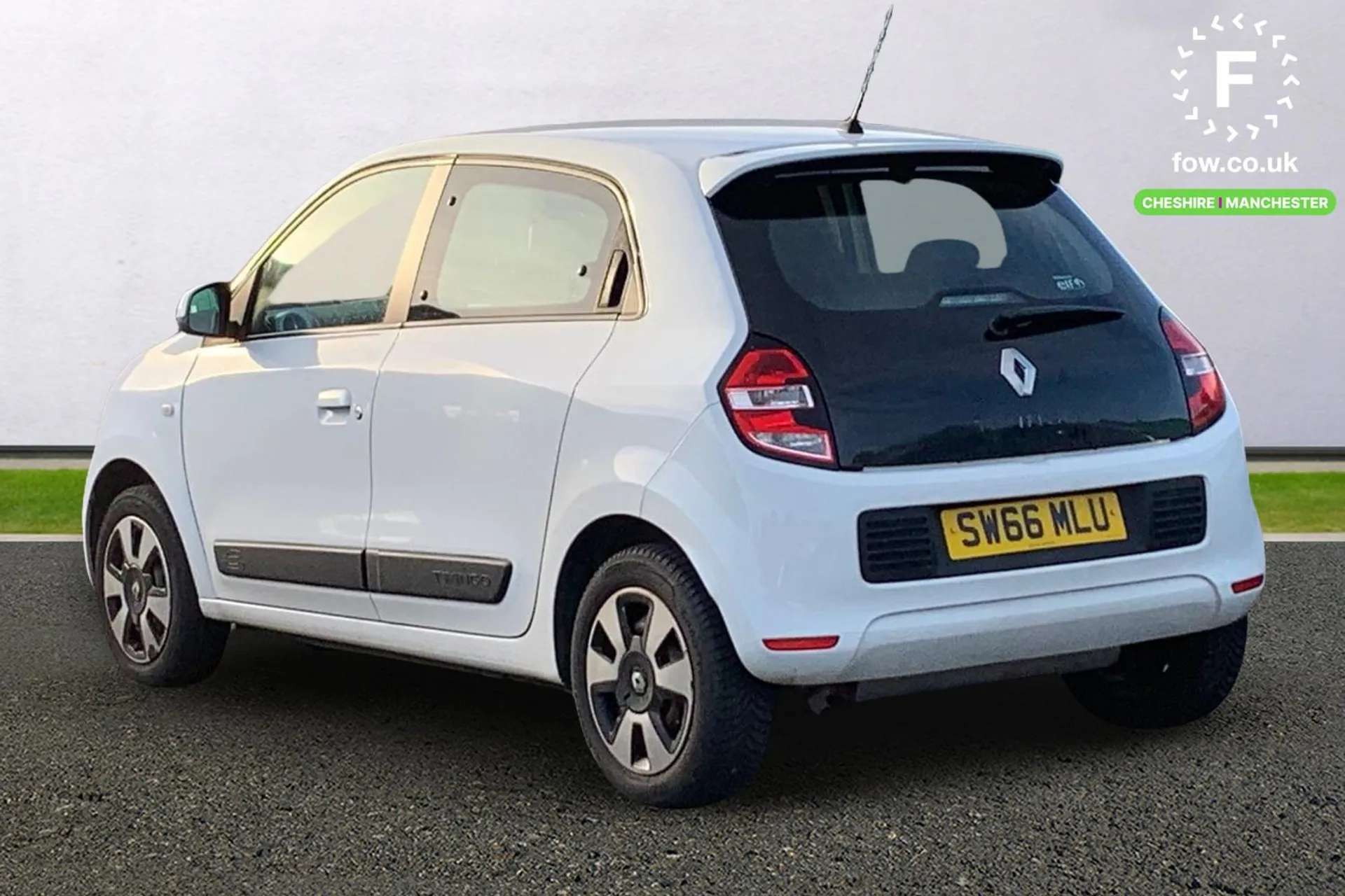 2016 RENAULT TWINGO 2016 RENAULT TWINGO