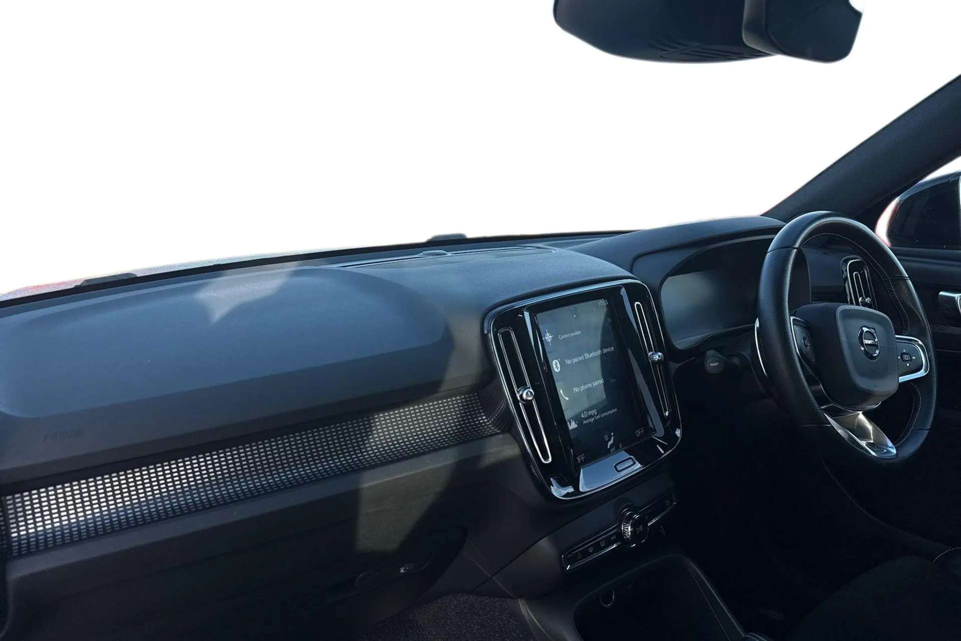 2020 VOLVO XC40 2020 VOLVO XC40