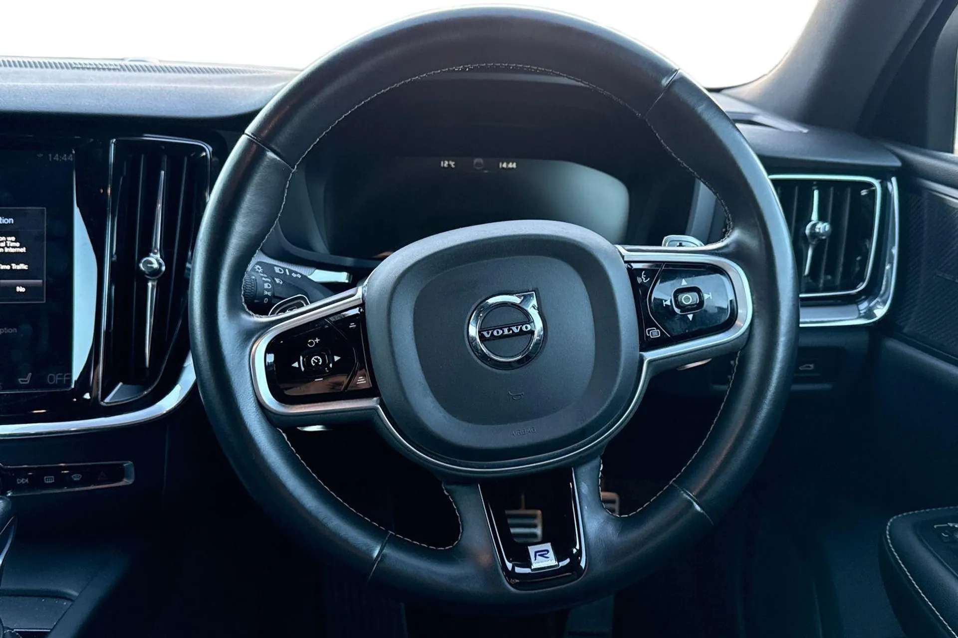 2019 VOLVO S60 2019 VOLVO S60