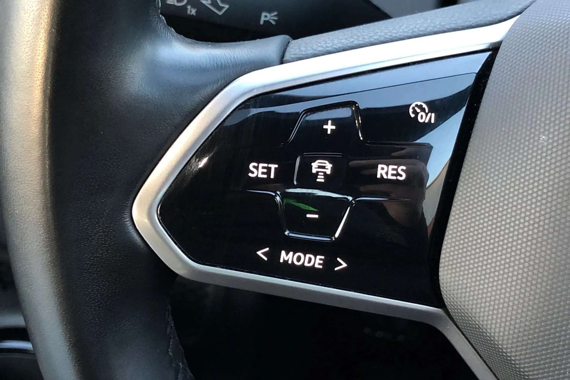 2023 VOLKSWAGEN ID.3 2023 VOLKSWAGEN ID.3