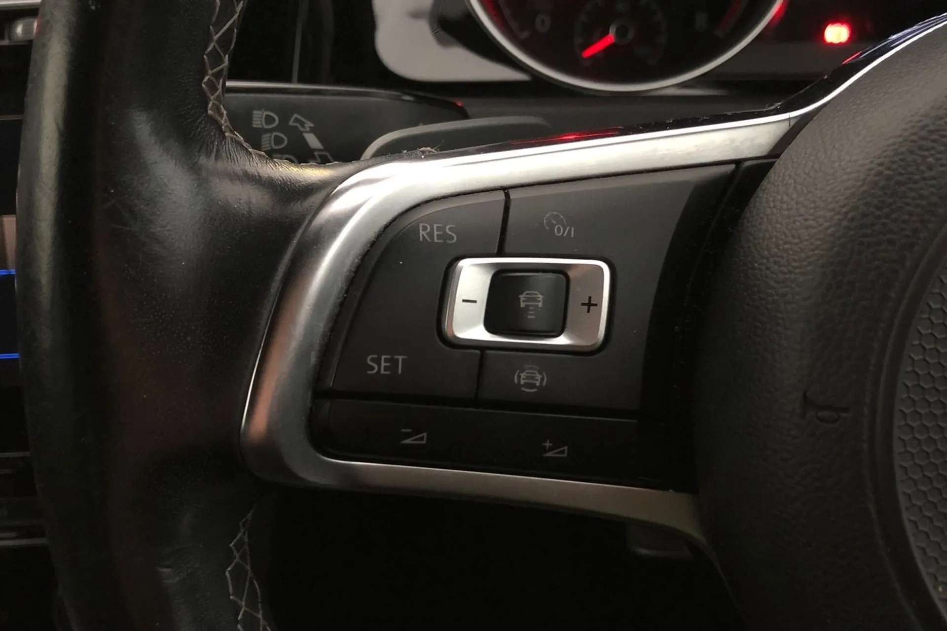 2019 VOLKSWAGEN GOLF 2019 VOLKSWAGEN GOLF