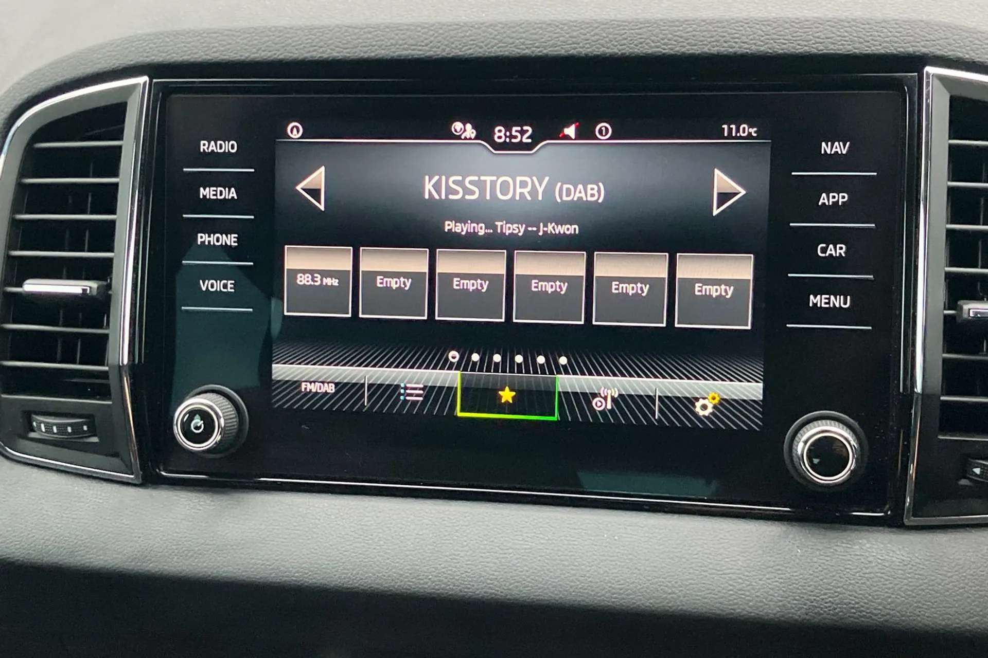 2021 SKODA KAROQ 2021 SKODA KAROQ