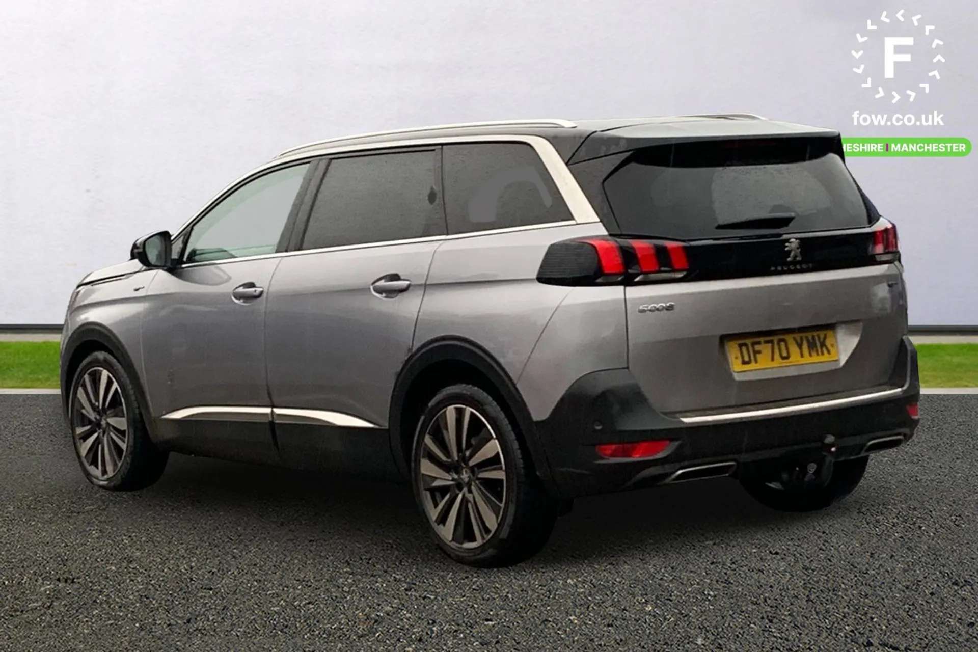 2021 PEUGEOT 5008 2021 PEUGEOT 5008