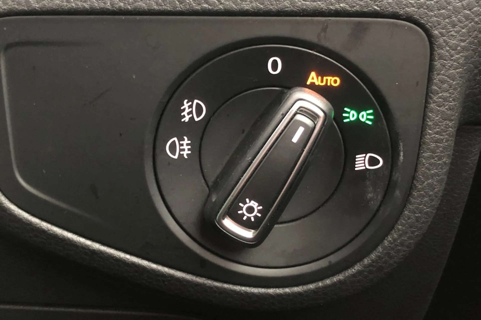 2019 VOLKSWAGEN GOLF SV 2019 VOLKSWAGEN GOLF SV