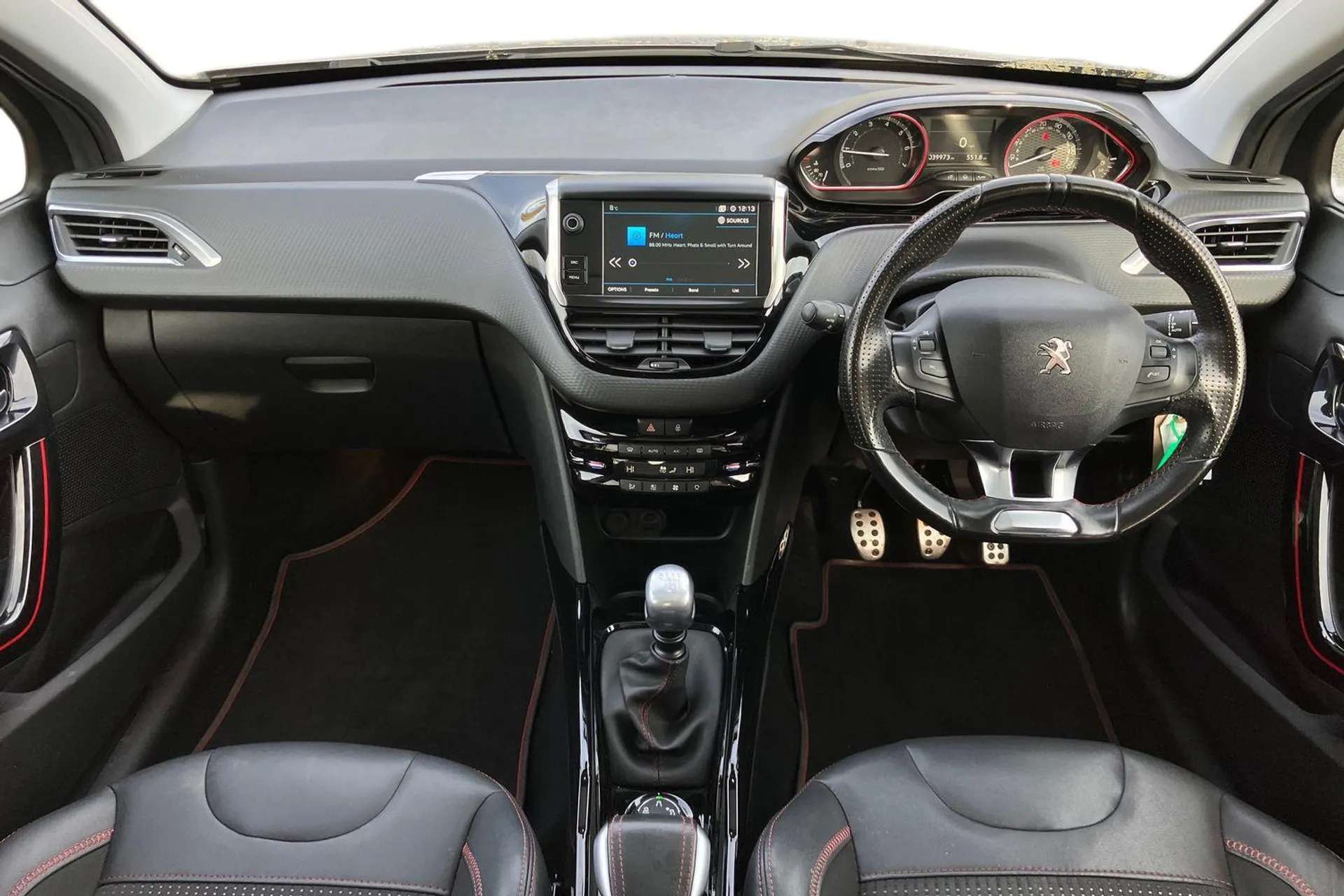 2019 PEUGEOT 2008 2019 PEUGEOT 2008