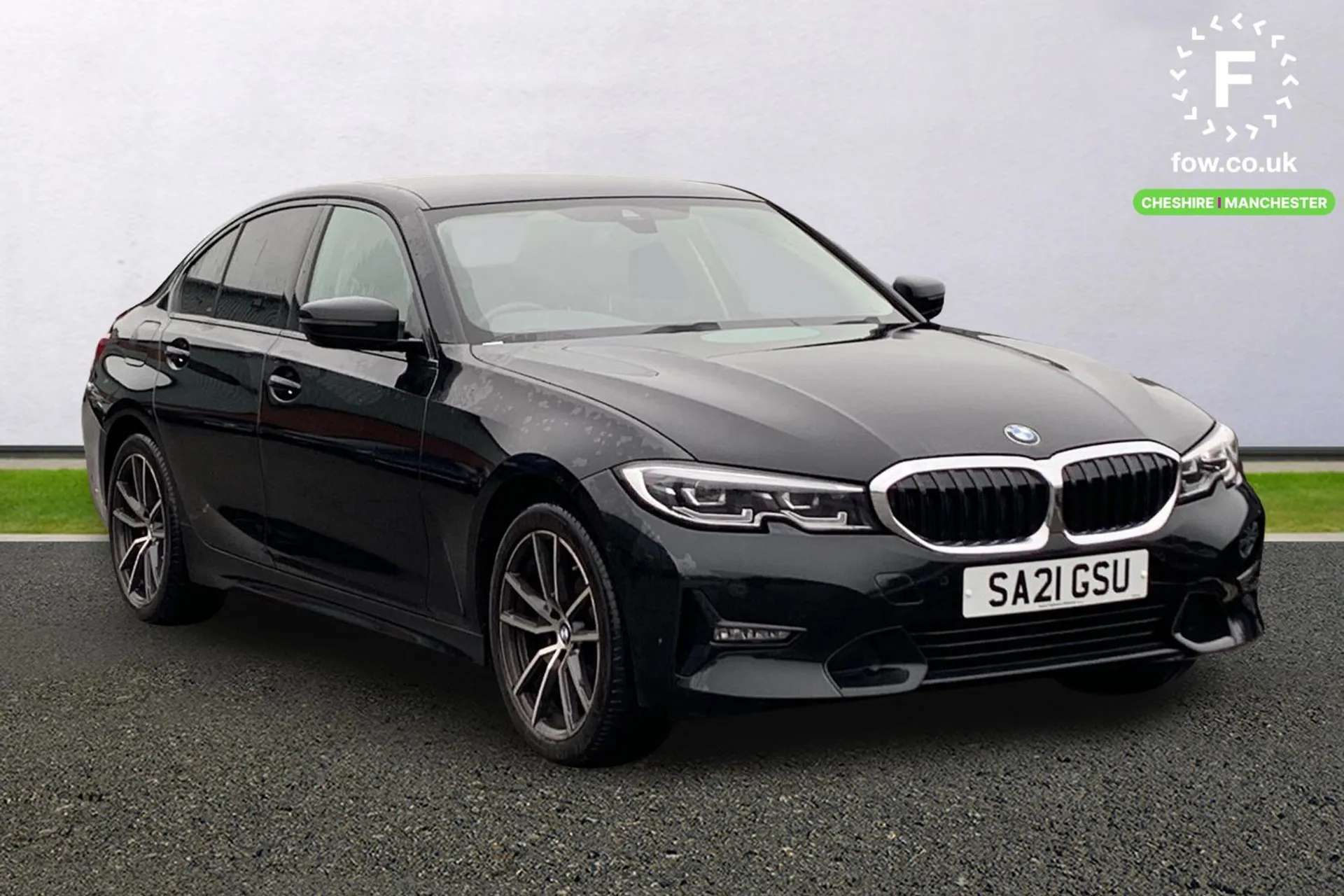 A 2021 BMW 3 SERIES 318i Sport 4dr Step Auto [ 1 owner , Connected pack professional , Heated driver and front passenger seats , Hill start assist , Crash sensor activati A 2021 BMW 3 SERIES 318i Sport 4dr Step Auto [ 1 owner , Connected pack professional , Heated driver and front passenger seats , Hill start assist , Crash sensor activati