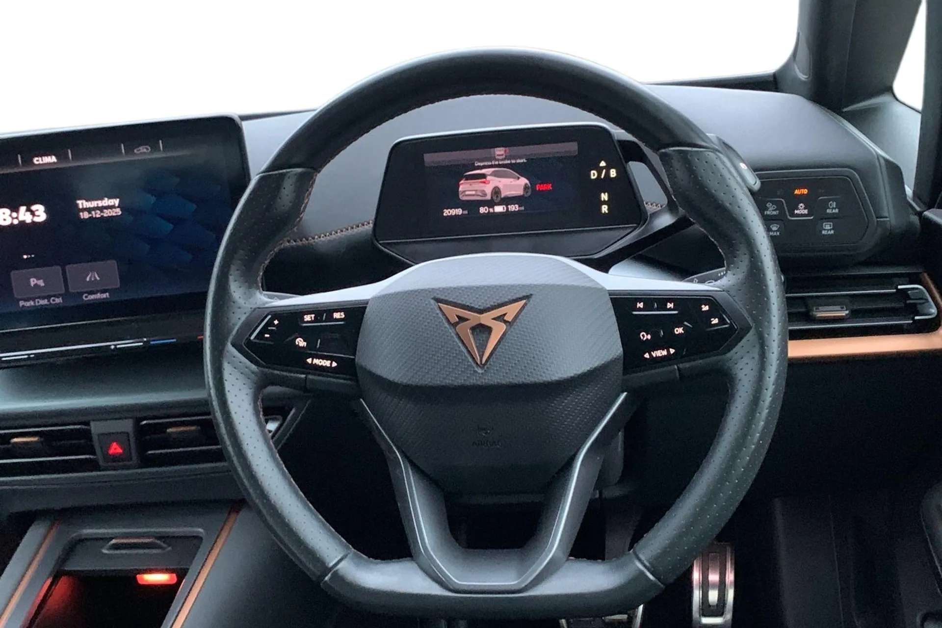 2023 CUPRA BORN 2023 CUPRA BORN