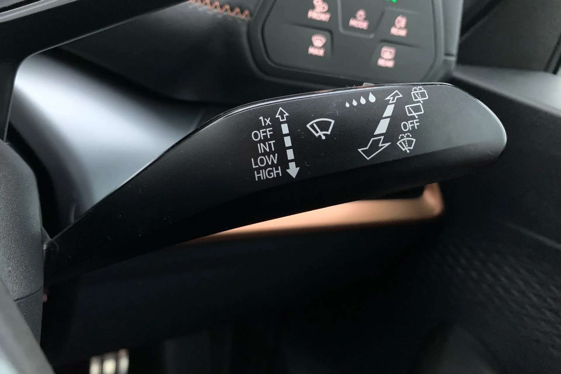 2023 CUPRA BORN 2023 CUPRA BORN