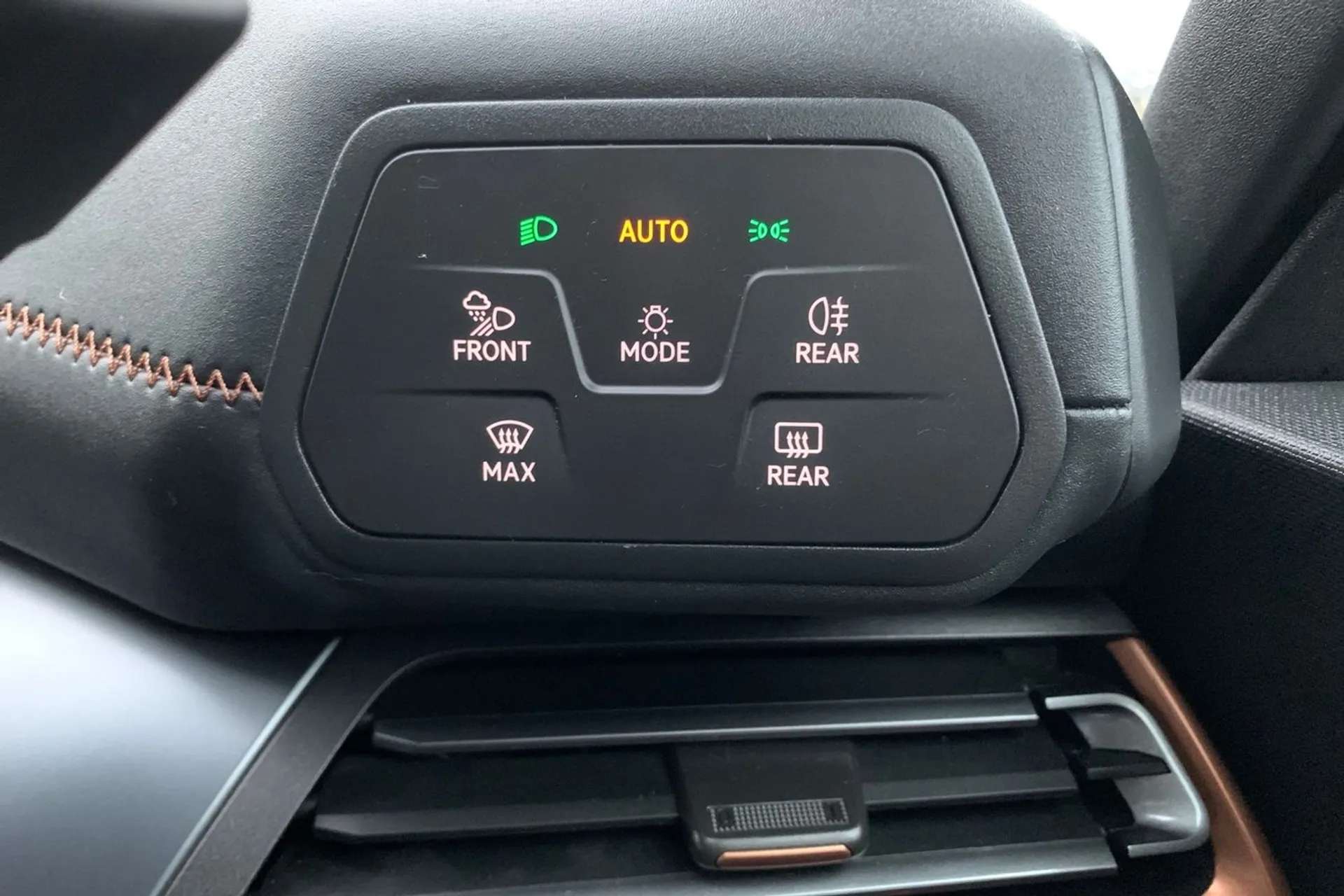 2023 CUPRA BORN 2023 CUPRA BORN