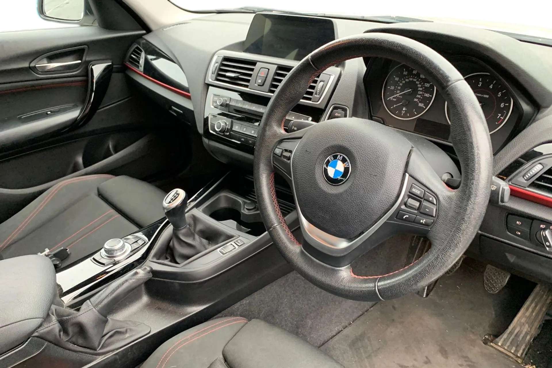 2017 BMW 1 SERIES 2017 BMW 1 SERIES
