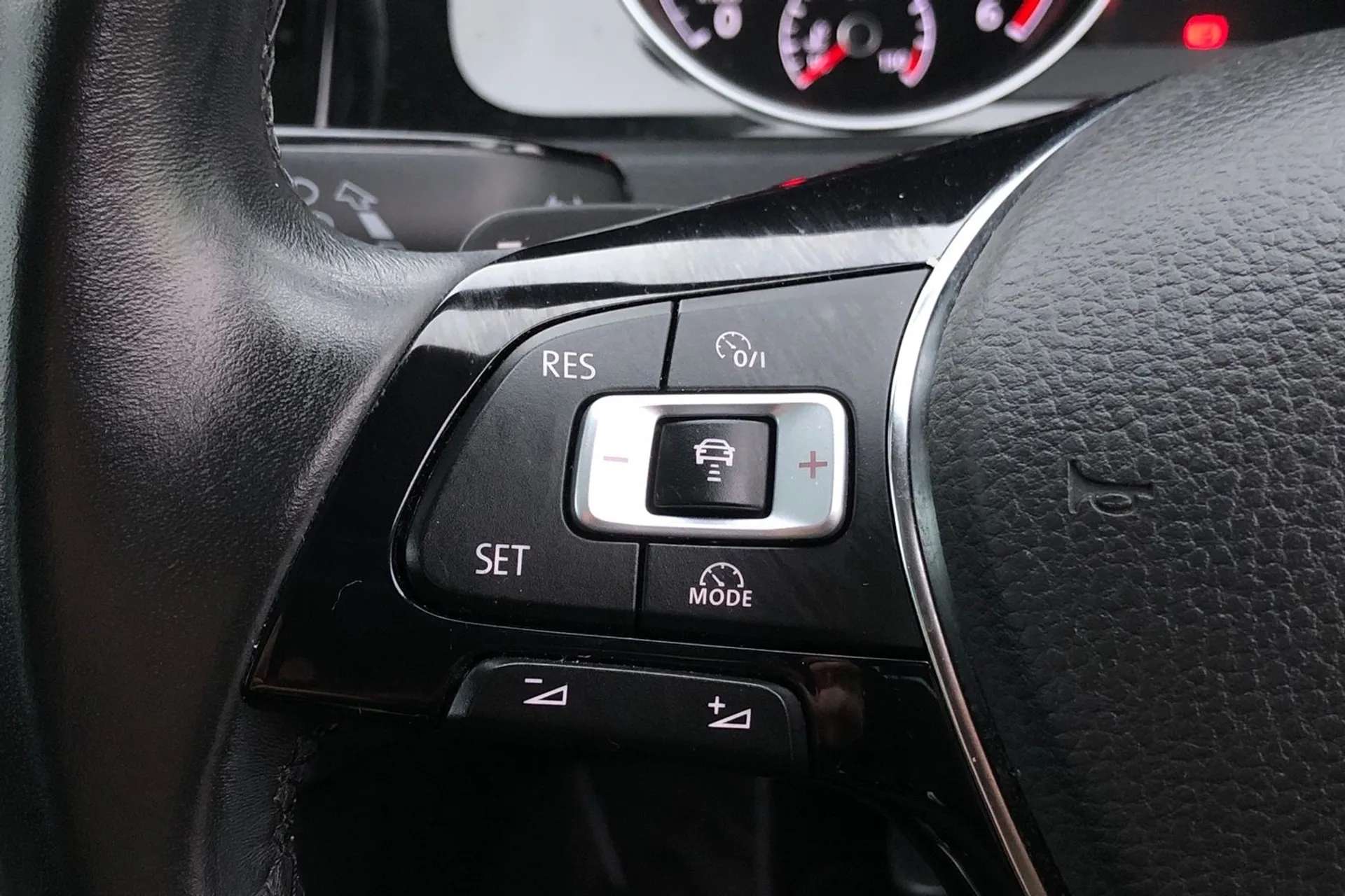 2016 VOLKSWAGEN GOLF 2016 VOLKSWAGEN GOLF