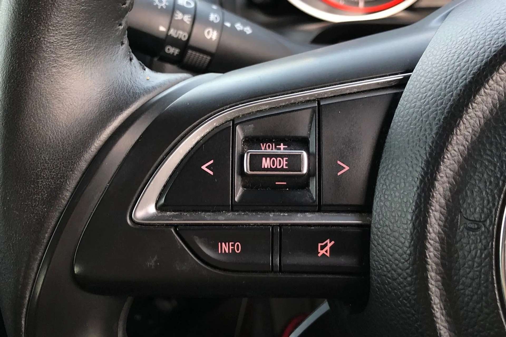 2020 SUZUKI SWIFT 2020 SUZUKI SWIFT