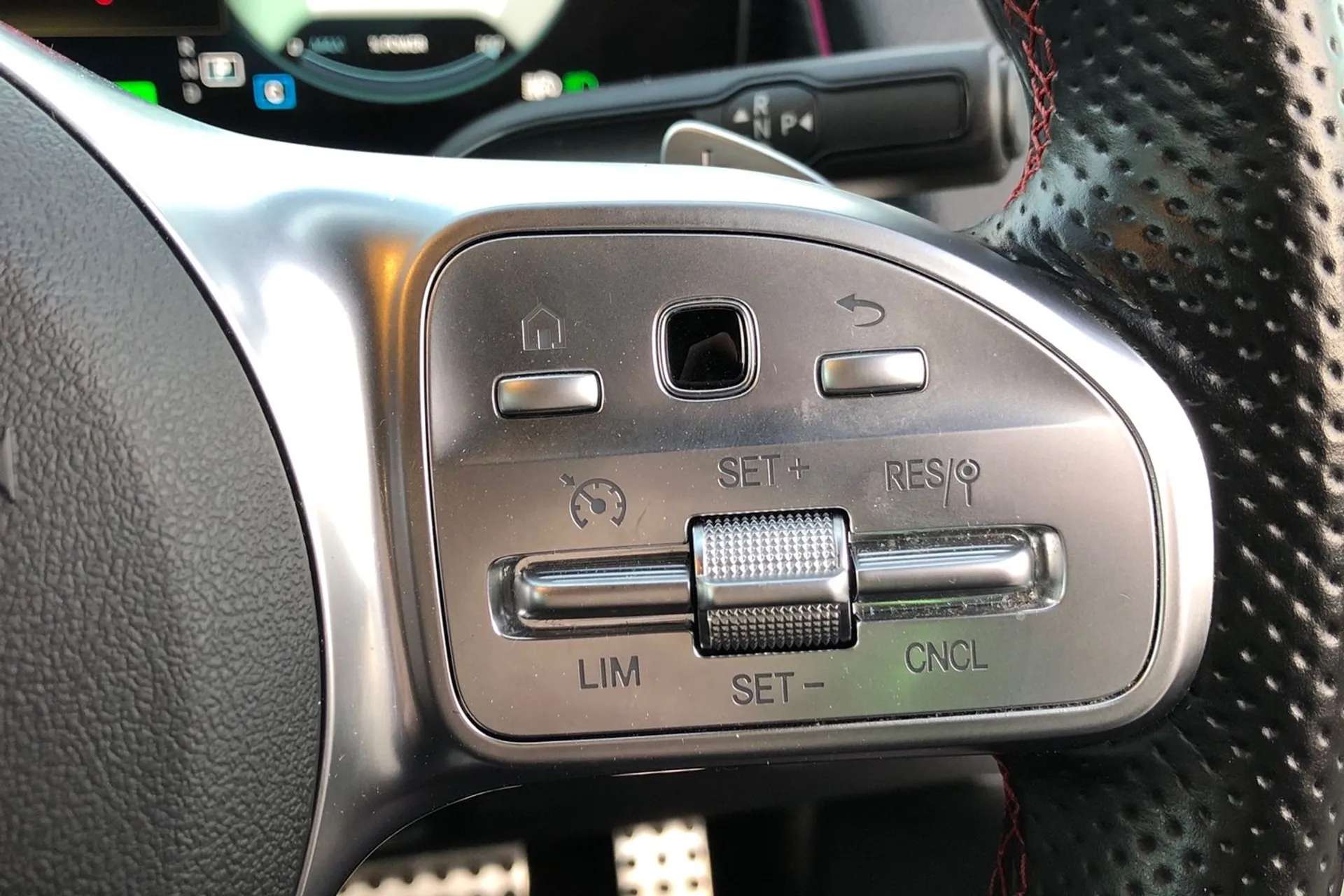 2023 MERCEDES-BENZ EQB 2023 MERCEDES-BENZ EQB