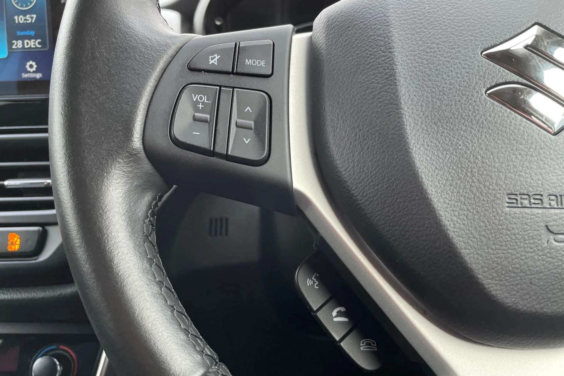 2023 SUZUKI S-CROSS 2023 SUZUKI S-CROSS