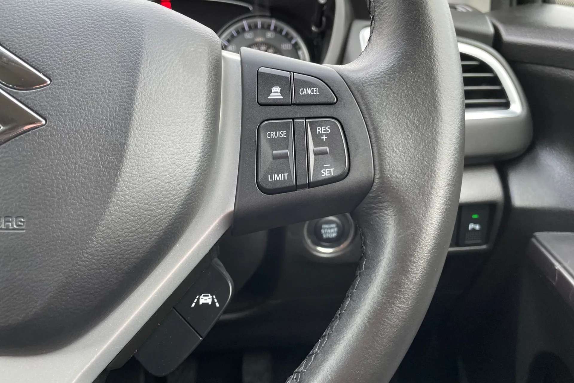 2023 SUZUKI S-CROSS 2023 SUZUKI S-CROSS