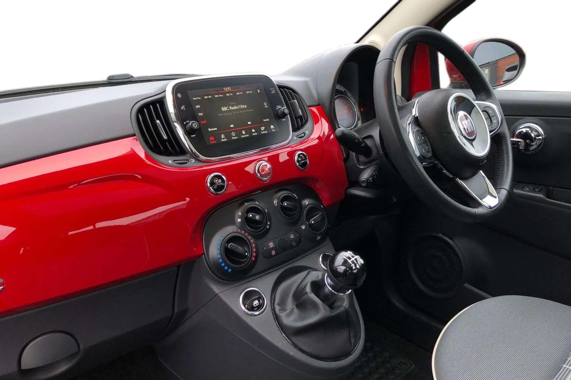 2017 FIAT 500 2017 FIAT 500