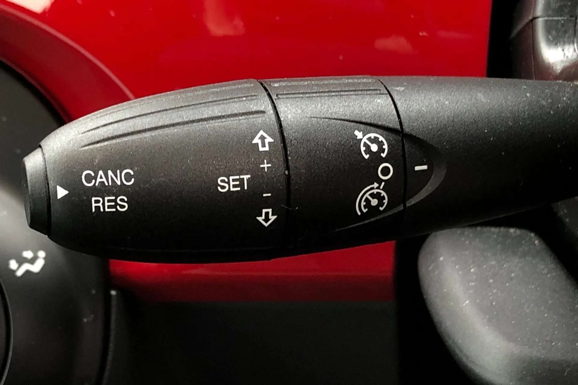 2017 FIAT 500 2017 FIAT 500