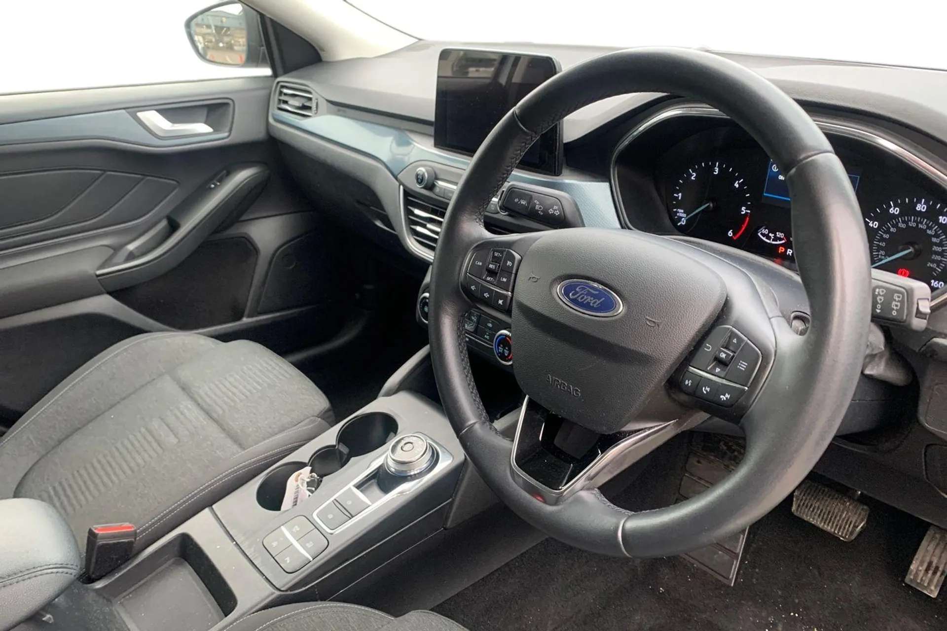 A 2020 FORD FOCUS 1.5 EcoBlue 120 Active Auto 5dr [ Bluetooth system , 17" 5 spoke foundry black machined painted finish alloy wheels , Post collision braking , Rear pr A 2020 FORD FOCUS 1.5 EcoBlue 120 Active Auto 5dr [ Bluetooth system , 17" 5 spoke foundry black machined painted finish alloy wheels , Post collision braking , Rear pr