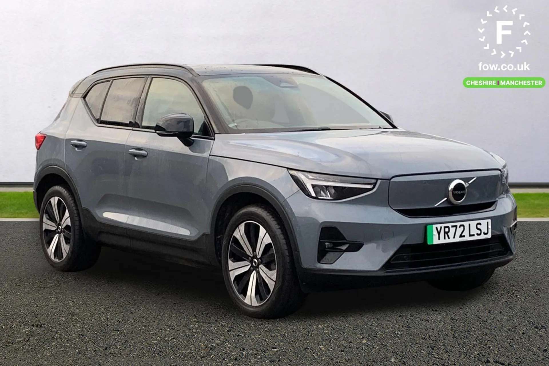 A 2022 VOLVO XC40 170kW Recharge Plus 69kWh 5dr Auto [ Rear park assist camera , Front/Rear park assist , Hands free power tailgate , Wireless/Inductive Mobile Phone Ch A 2022 VOLVO XC40 170kW Recharge Plus 69kWh 5dr Auto [ Rear park assist camera , Front/Rear park assist , Hands free power tailgate , Wireless/Inductive Mobile Phone Ch