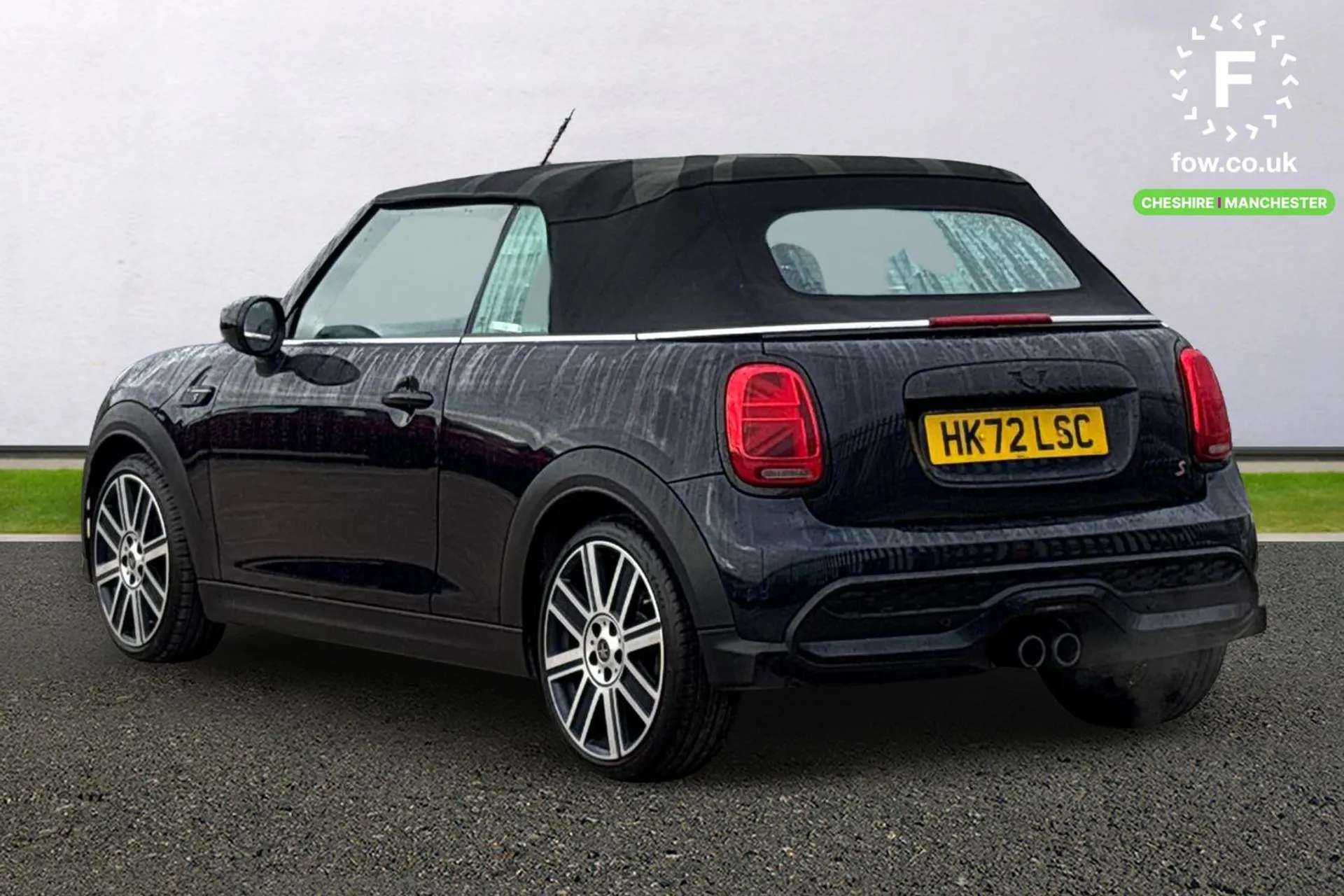 A 2022 MINI CONVERTIBLE 2.0 Cooper S Exclusive 2dr Auto [Lounge Leather, Mini Yours Soft-Top, Automatic start/stop function with brake energy recuperation , Rear park distanc A 2022 MINI CONVERTIBLE 2.0 Cooper S Exclusive 2dr Auto [Lounge Leather, Mini Yours Soft-Top, Automatic start/stop function with brake energy recuperation , Rear park distanc