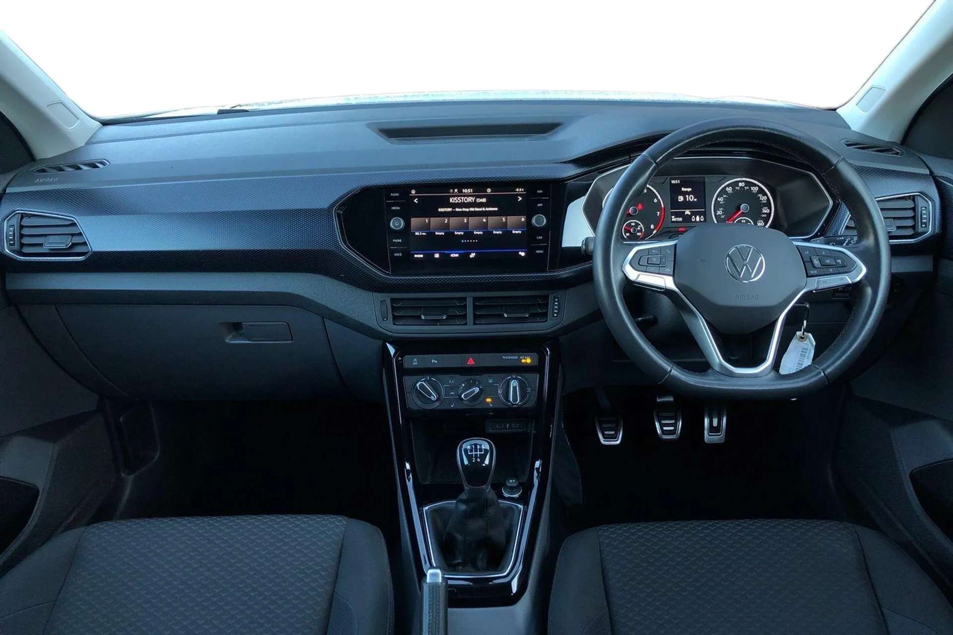 A 2021 VOLKSWAGEN T-CROSS 1.0 TSI United 5dr [ Bluetooth telephone and audio connection for compatible devices , Stop/start system , Front and rear parking sensor with ultrason A 2021 VOLKSWAGEN T-CROSS 1.0 TSI United 5dr [ Bluetooth telephone and audio connection for compatible devices , Stop/start system , Front and rear parking sensor with ultrason