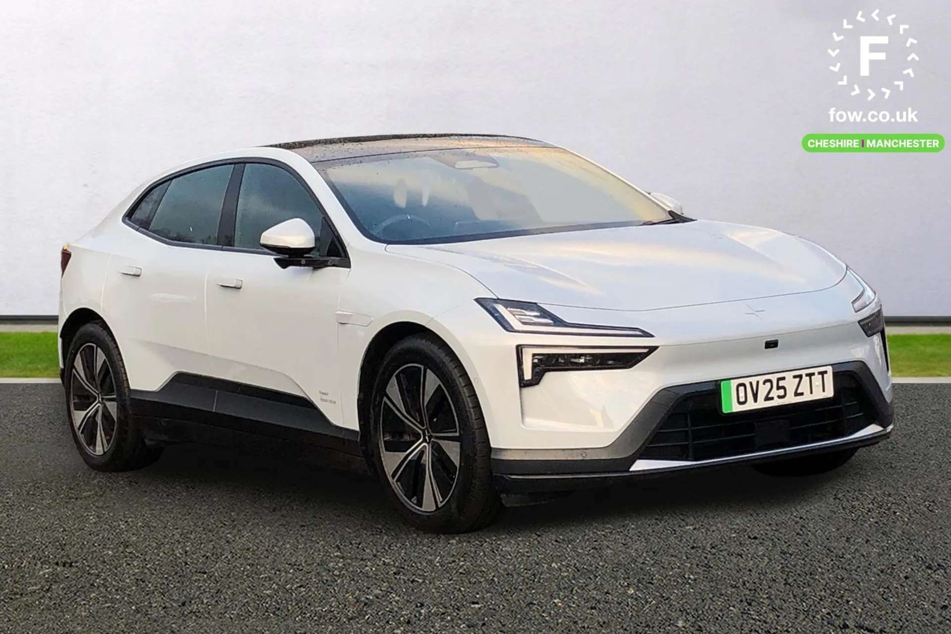 A 2025 POLESTAR 4 200kW 100kWh Long Range Single Motor Plus 5dr Auto [ 14.7" head-up display , Hands free bluetooth system , Front and rear park assist , 8.9" rear view A 2025 POLESTAR 4 200kW 100kWh Long Range Single Motor Plus 5dr Auto [ 14.7" head-up display , Hands free bluetooth system , Front and rear park assist , 8.9" rear view