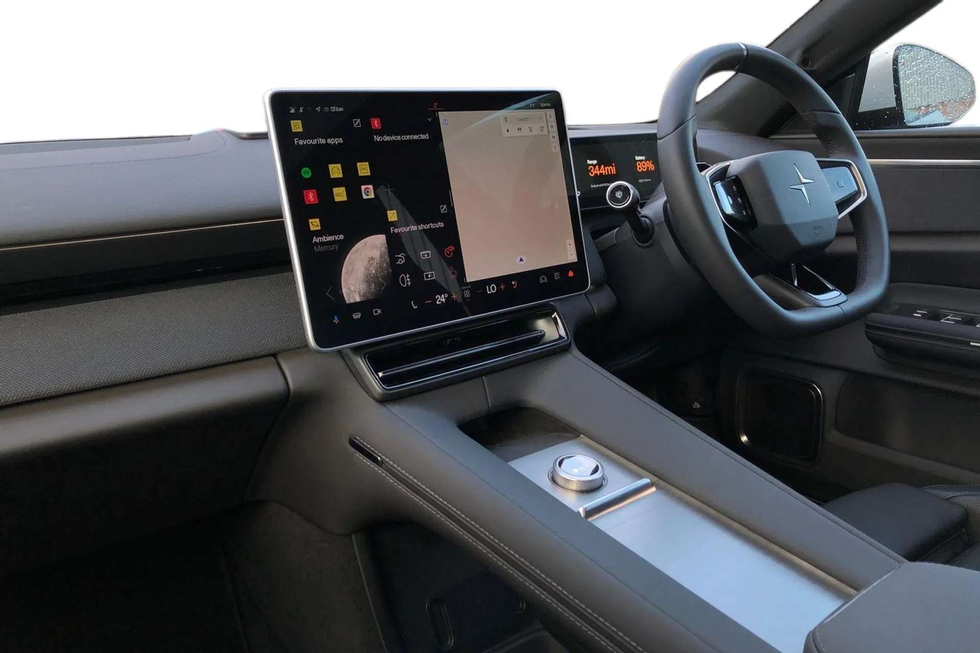 A 2025 POLESTAR 4 200kW 100kWh Long Range Single Motor Plus 5dr Auto [ 14.7" head-up display , Hands free bluetooth system , Front and rear park assist , 8.9" rear view A 2025 POLESTAR 4 200kW 100kWh Long Range Single Motor Plus 5dr Auto [ 14.7" head-up display , Hands free bluetooth system , Front and rear park assist , 8.9" rear view