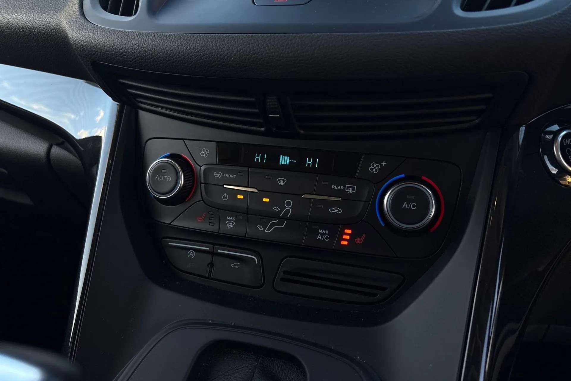 2019 FORD KUGA 2019 FORD KUGA