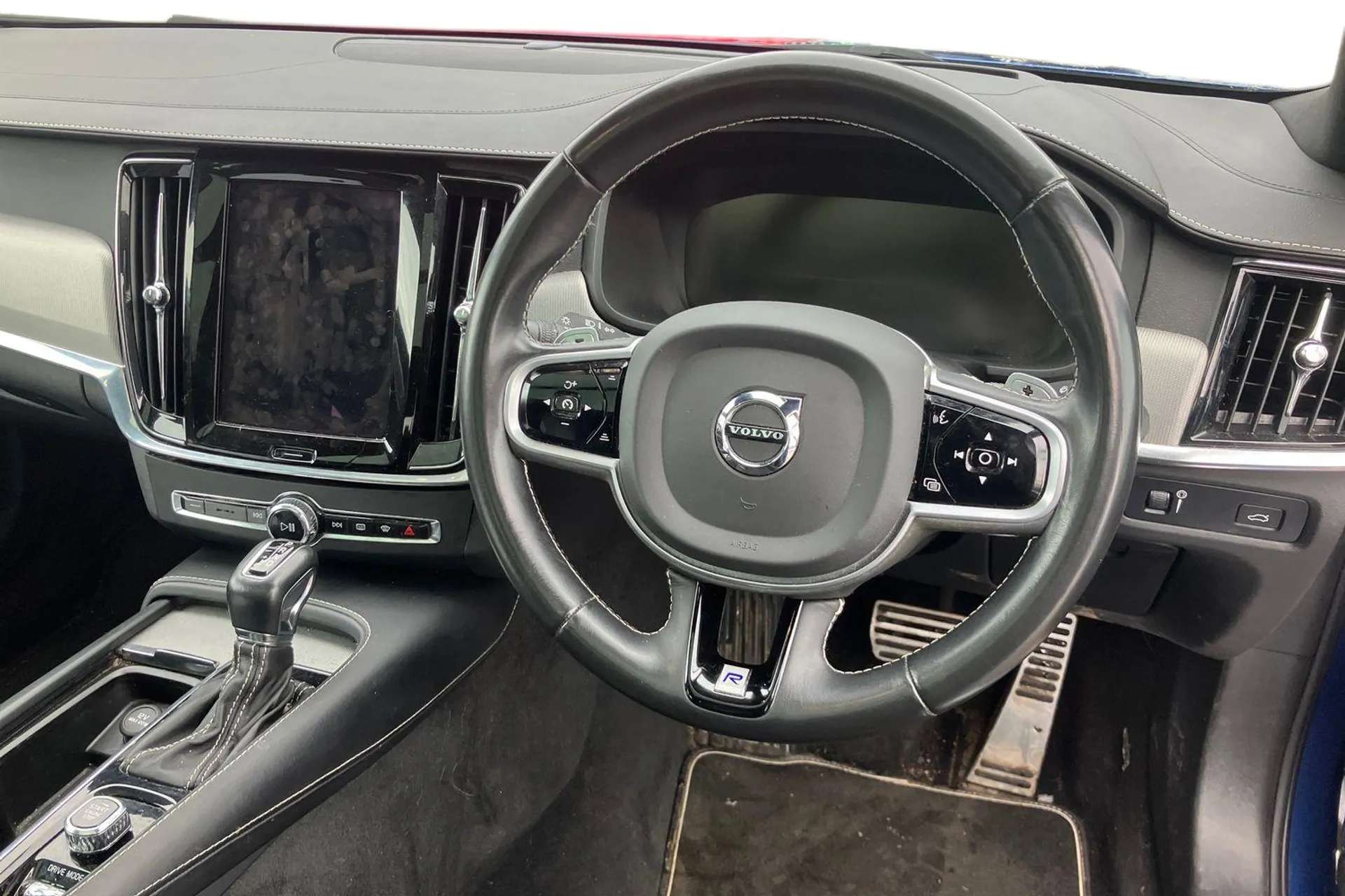 2019 VOLVO V90 2019 VOLVO V90