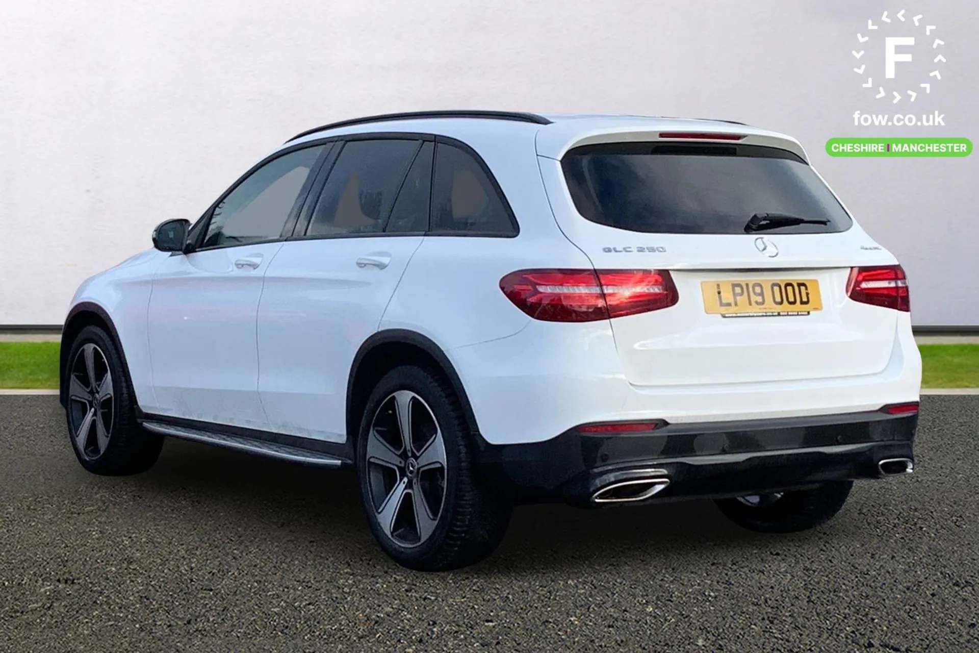 A 2019 MERCEDES-BENZ GLC GLC 250 4Matic Urban Edition 5dr 9G-Tronic [Crosswind Assist, DYNAMIC SELECT with a choice of driving modes, Collision prevention assist plus, 4 way e A 2019 MERCEDES-BENZ GLC GLC 250 4Matic Urban Edition 5dr 9G-Tronic [Crosswind Assist, DYNAMIC SELECT with a choice of driving modes, Collision prevention assist plus, 4 way e