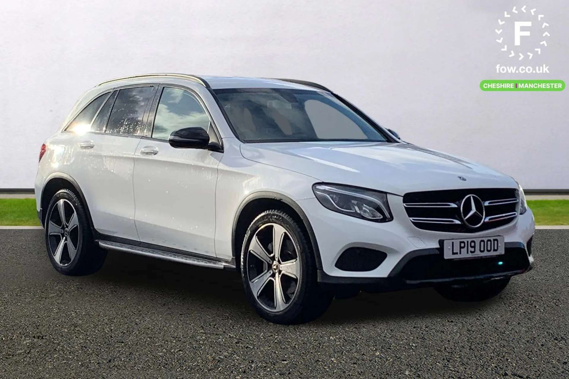 A 2019 MERCEDES-BENZ GLC GLC 250 4Matic Urban Edition 5dr 9G-Tronic [Crosswind Assist, DYNAMIC SELECT with a choice of driving modes, Collision prevention assist plus, 4 way e A 2019 MERCEDES-BENZ GLC GLC 250 4Matic Urban Edition 5dr 9G-Tronic [Crosswind Assist, DYNAMIC SELECT with a choice of driving modes, Collision prevention assist plus, 4 way e